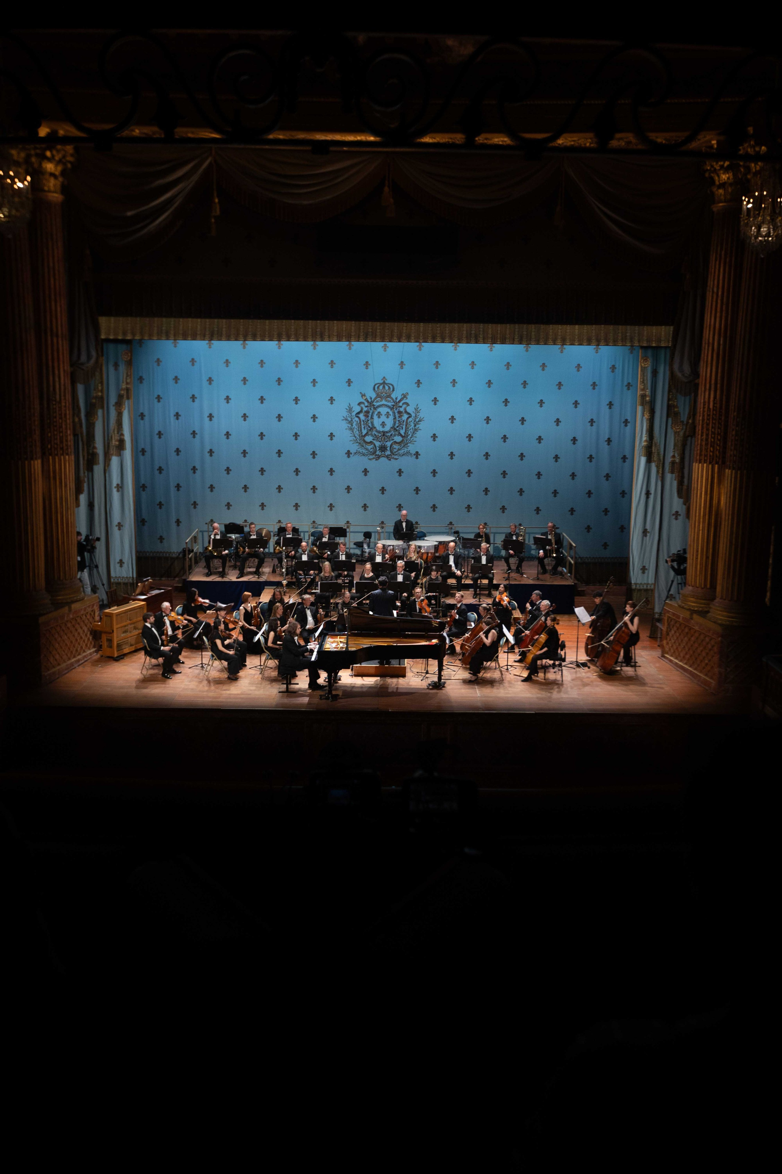 ROYAL OPERA VERSAILLES (PARIS). Wedding&Event photographer Ismail Rzayev in Baku