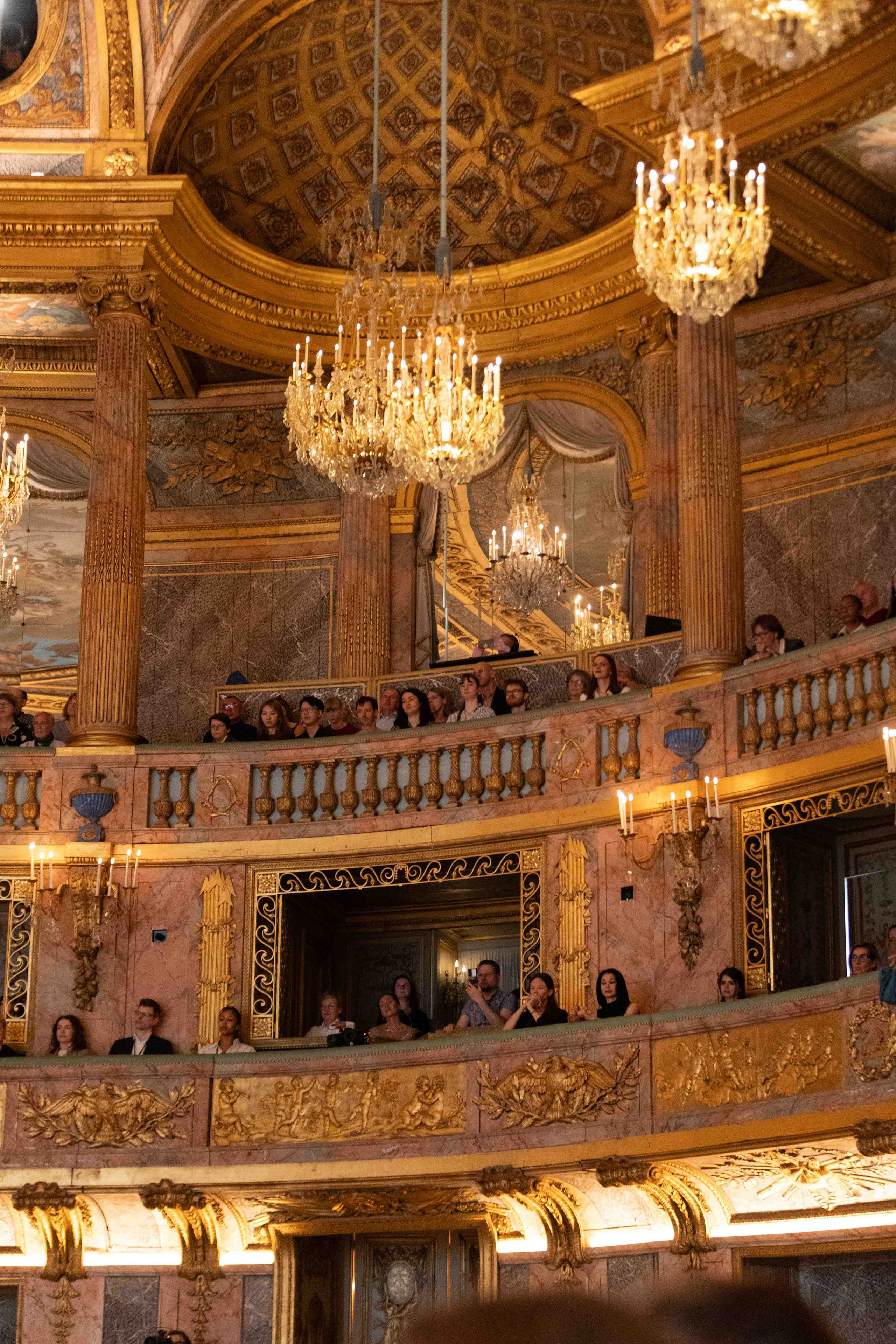 ROYAL OPERA VERSAILLES (PARIS). Wedding&Event photographer Ismail Rzayev in Baku