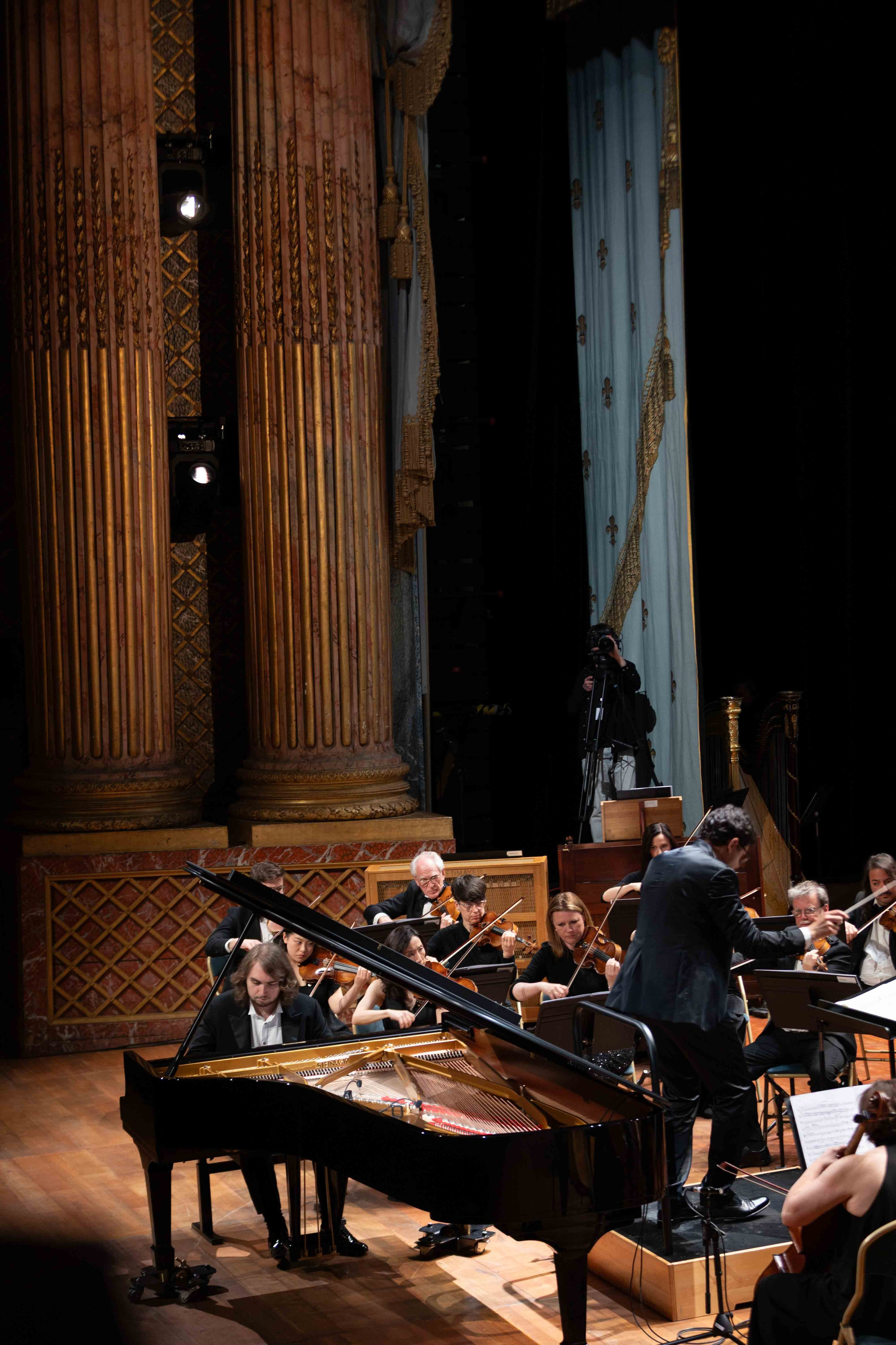 ROYAL OPERA VERSAILLES (PARIS). Wedding&Event photographer Ismail Rzayev in Baku