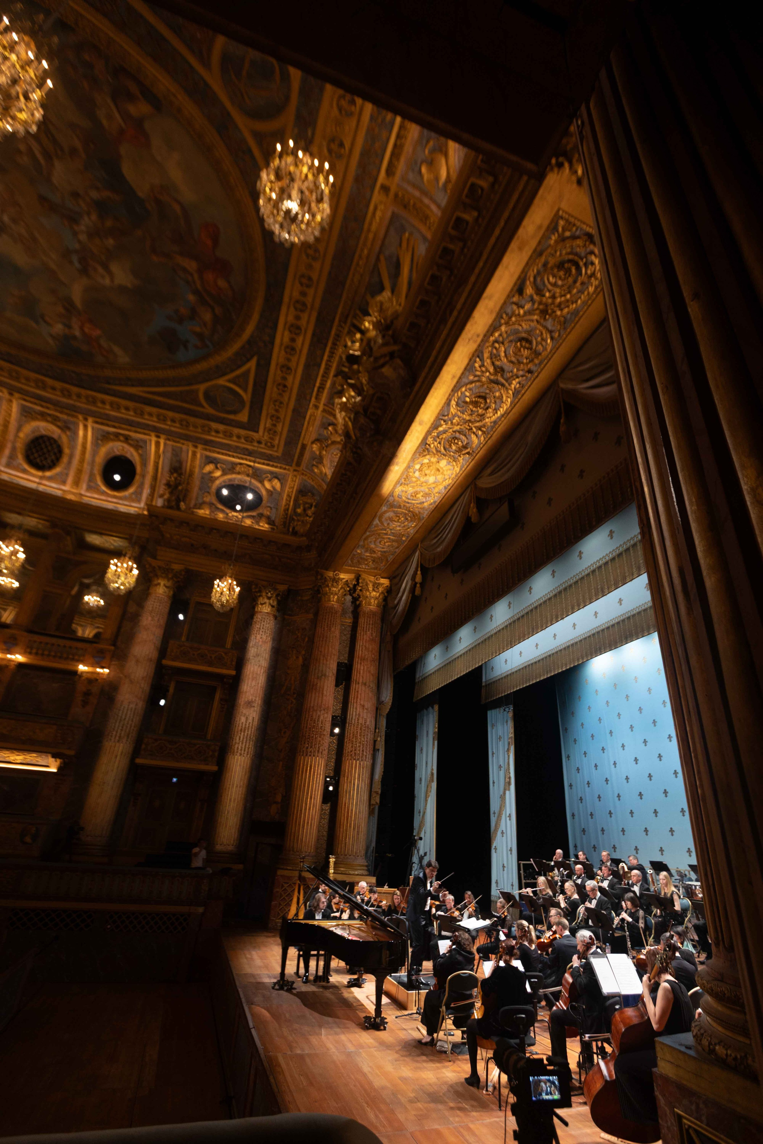ROYAL OPERA VERSAILLES (PARIS). Wedding&Event photographer Ismail Rzayev in Baku