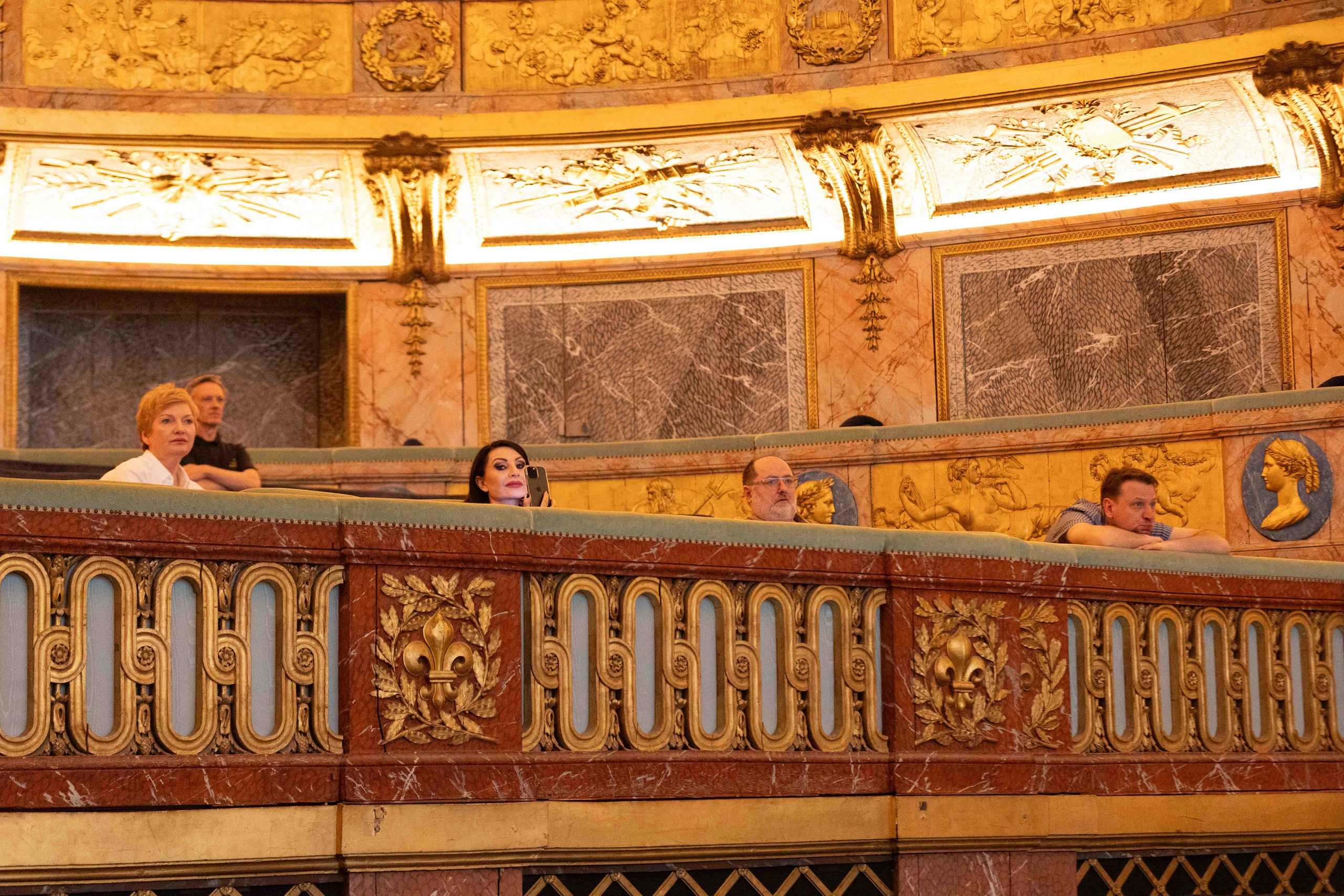 ROYAL OPERA VERSAILLES (PARIS). Wedding&Event photographer Ismail Rzayev in Baku
