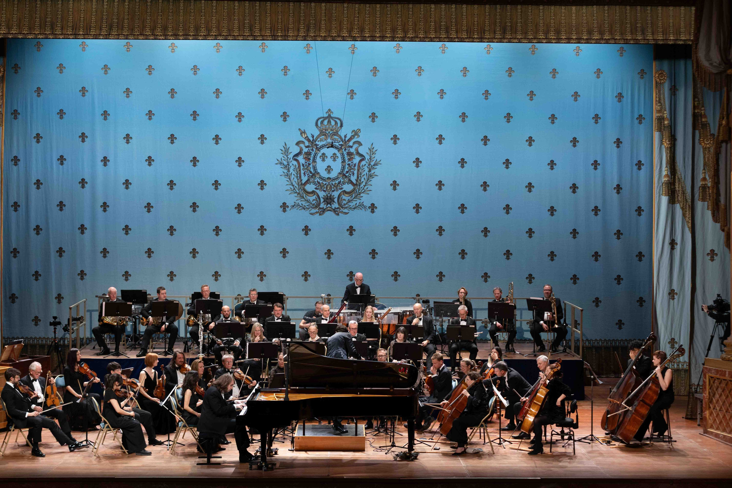 ROYAL OPERA VERSAILLES (PARIS). Wedding&Event photographer Ismail Rzayev in Baku