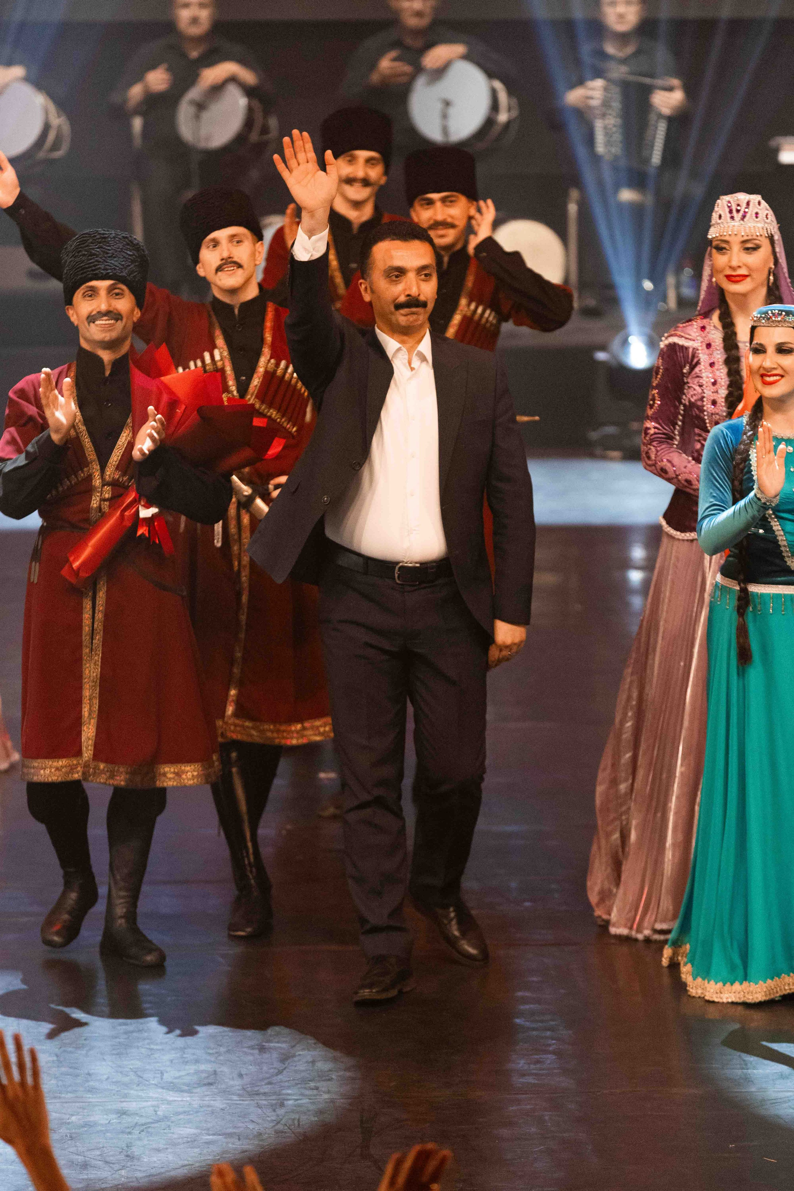 STATE DANCE ENSEMBLE. Wedding&Event photographer Ismail Rzayev in Baku