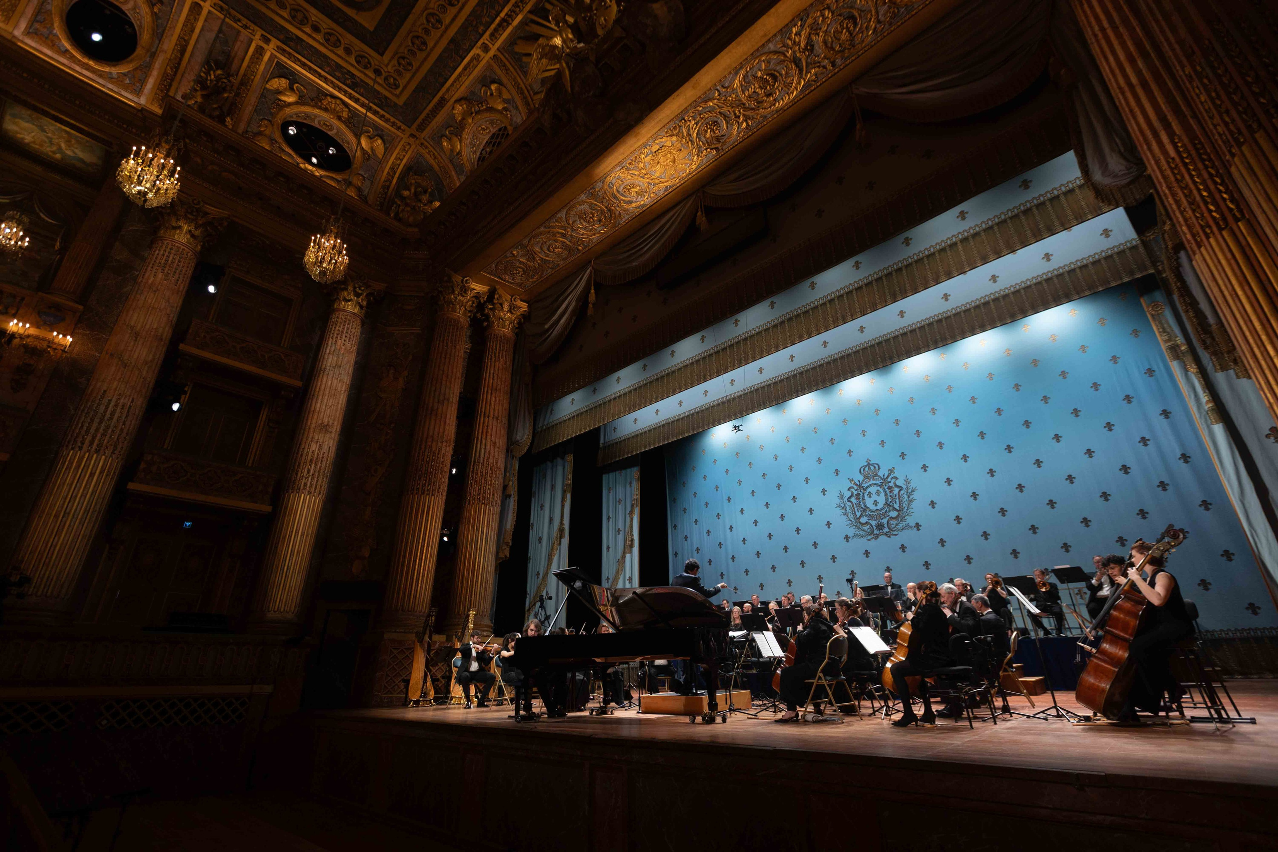 ROYAL OPERA VERSAILLES (PARIS). Wedding&Event photographer Ismail Rzayev in Baku