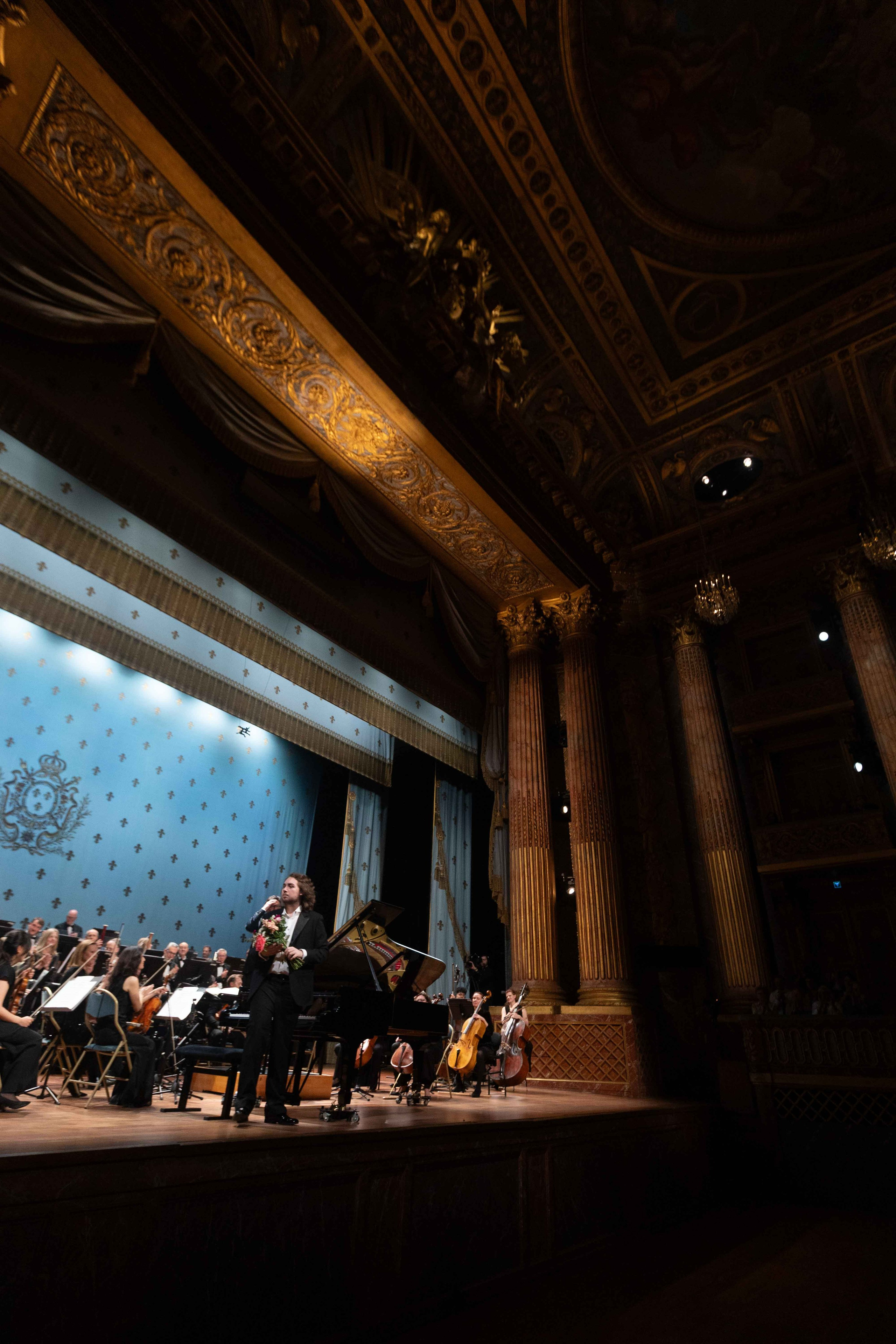 ROYAL OPERA VERSAILLES (PARIS). Wedding&Event photographer Ismail Rzayev in Baku