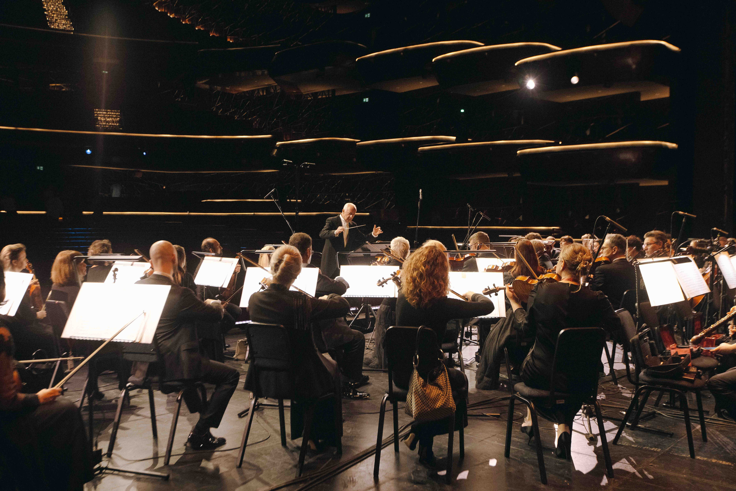 DUBAI OPERA. Wedding&Event photographer Ismail Rzayev in Baku