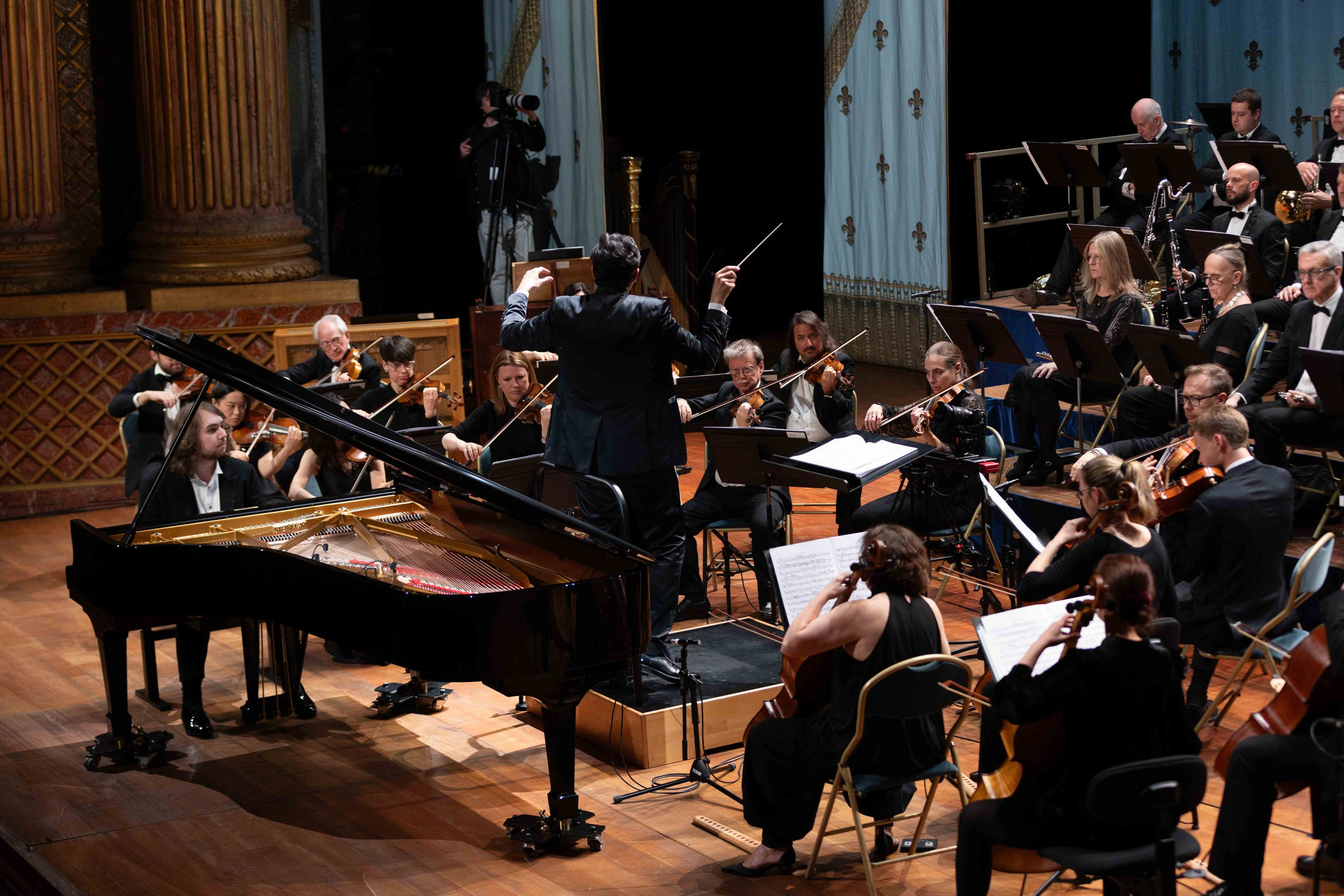 ROYAL OPERA VERSAILLES (PARIS). Wedding&Event photographer Ismail Rzayev in Baku