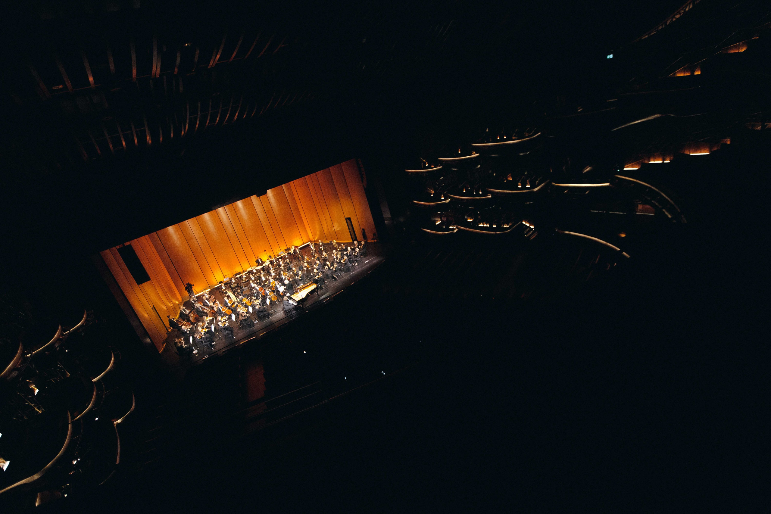 DUBAI OPERA. Wedding&Event photographer Ismail Rzayev in Baku