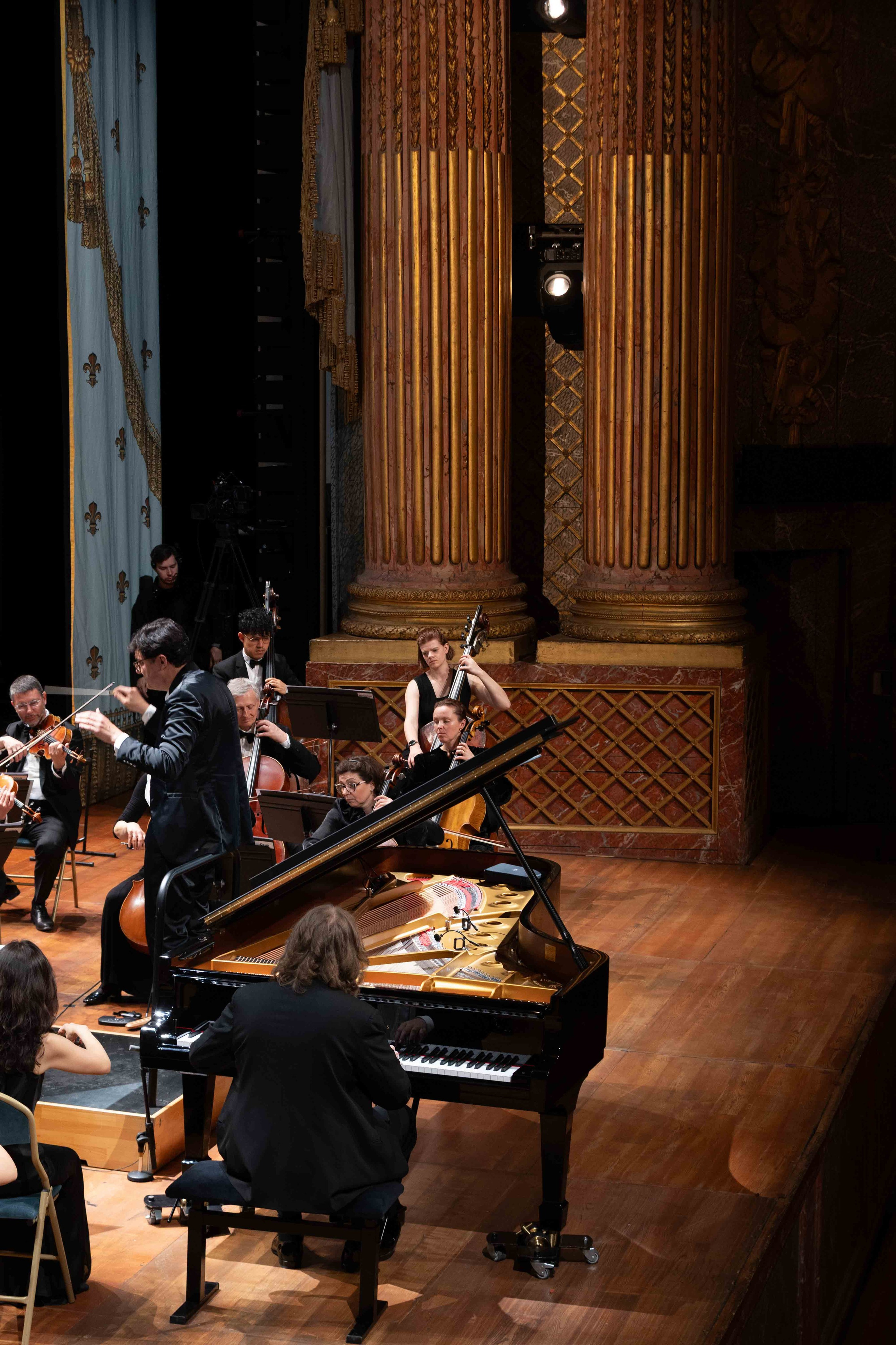 ROYAL OPERA VERSAILLES (PARIS). Wedding&Event photographer Ismail Rzayev in Baku