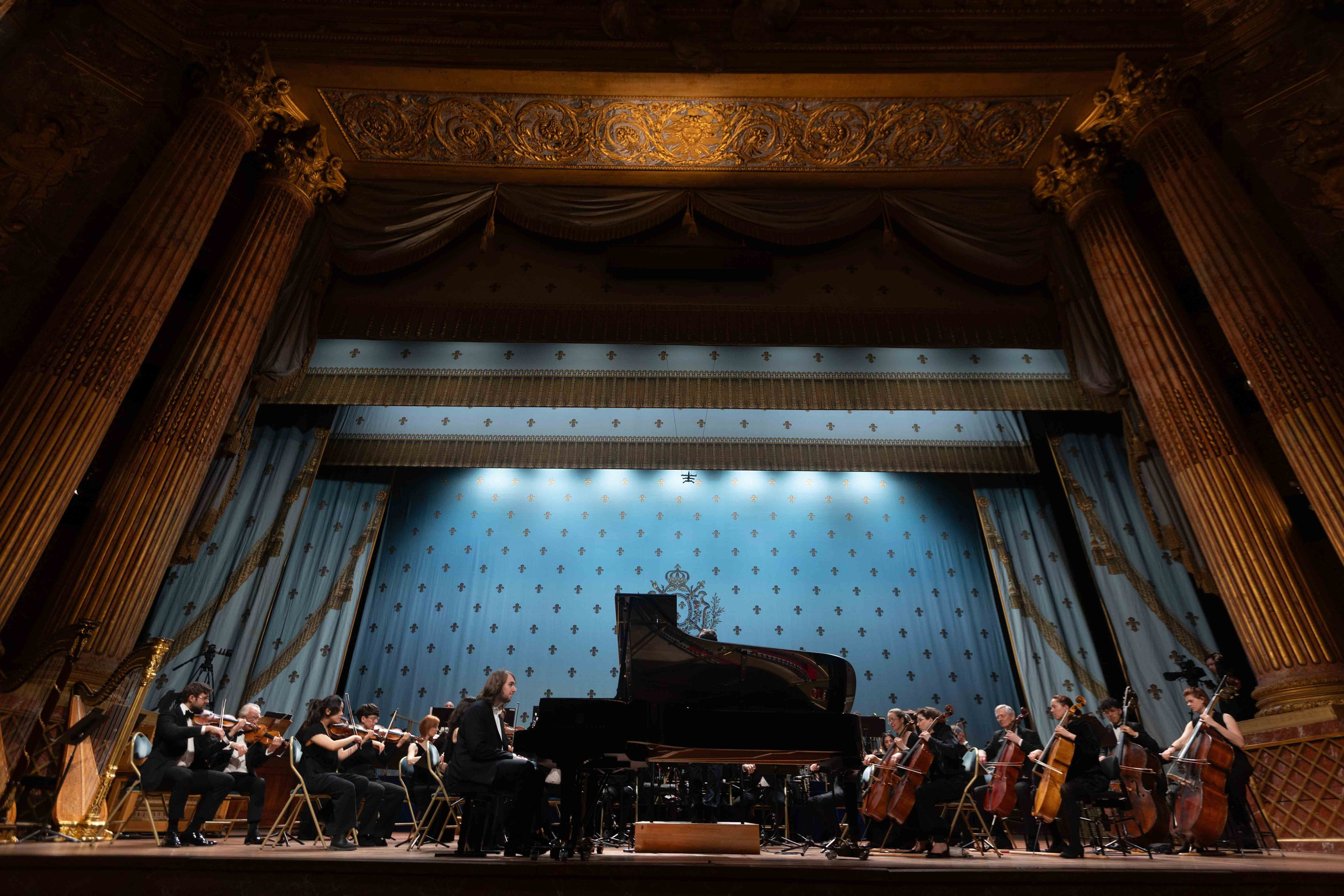 ROYAL OPERA VERSAILLES (PARIS). Wedding&Event photographer Ismail Rzayev in Baku