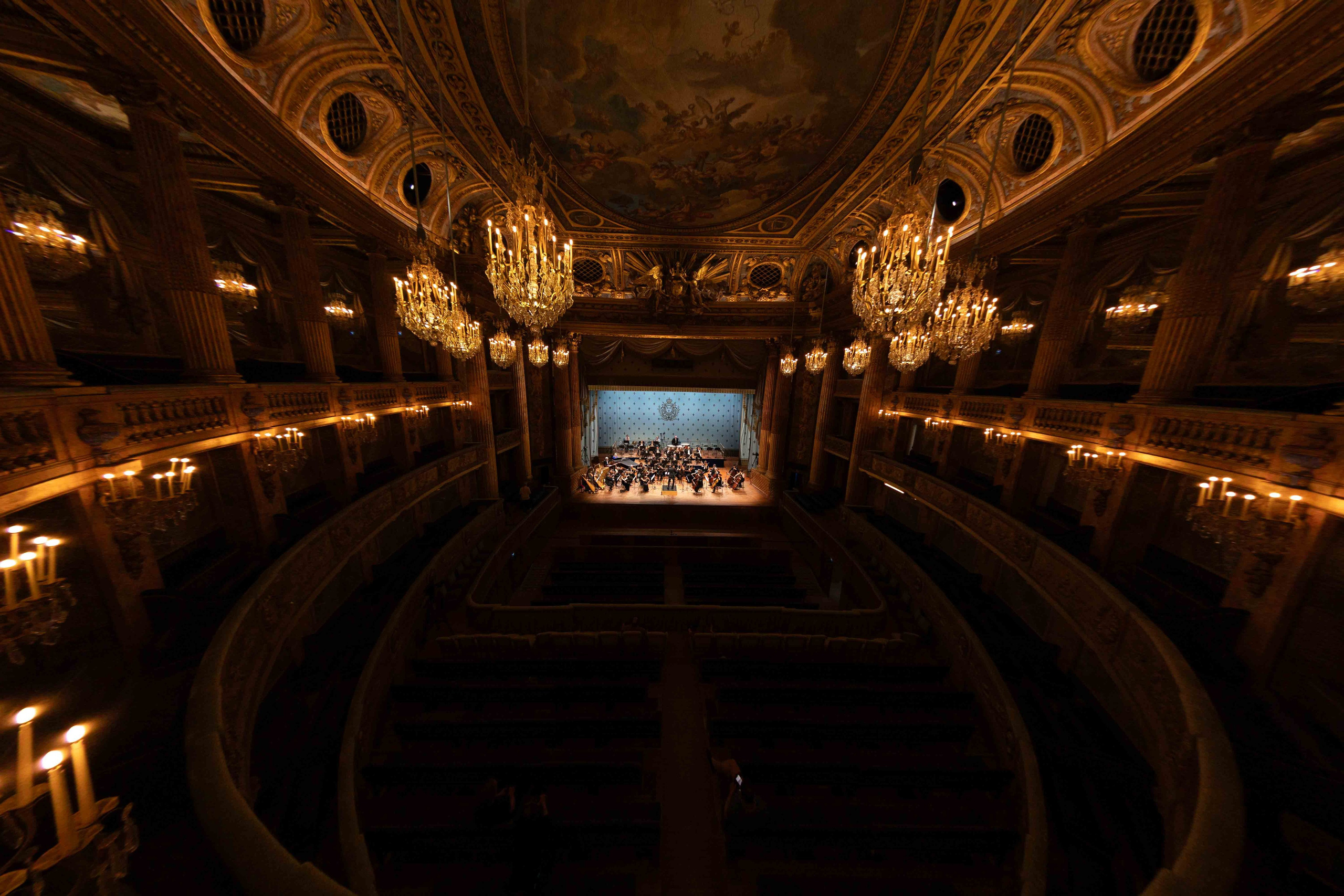 ROYAL OPERA VERSAILLES (PARIS). Wedding&Event photographer Ismail Rzayev in Baku