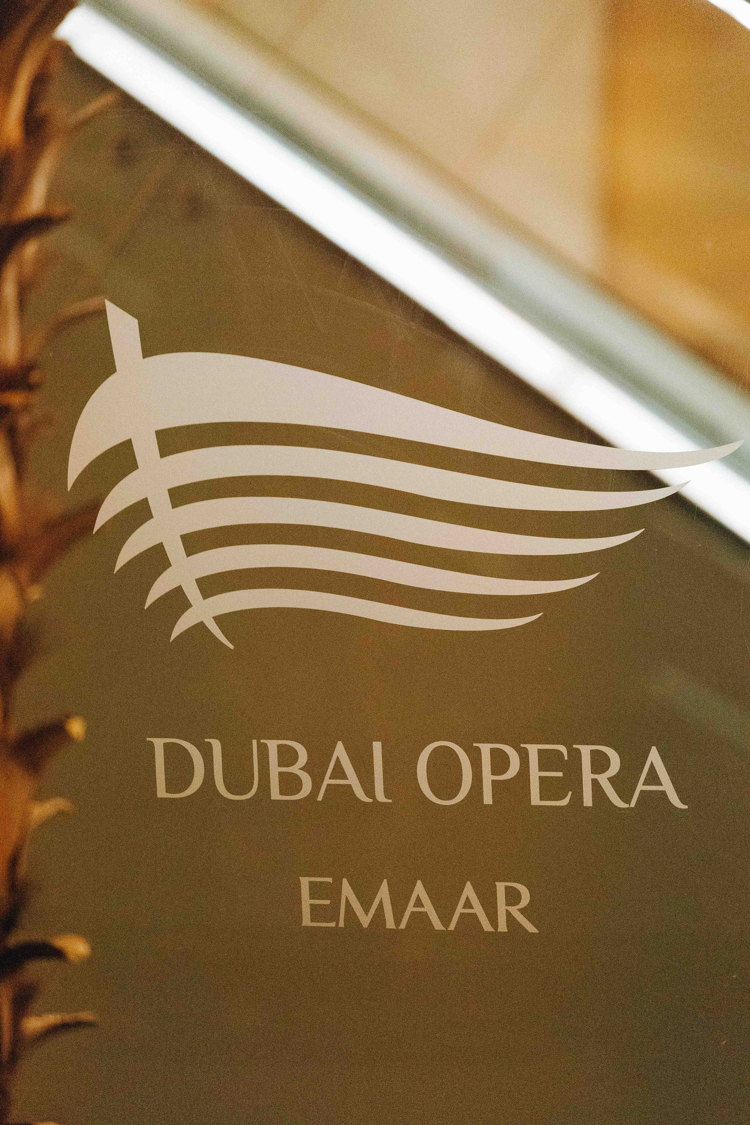 DUBAI OPERA. Wedding&Event photographer Ismail Rzayev in Baku