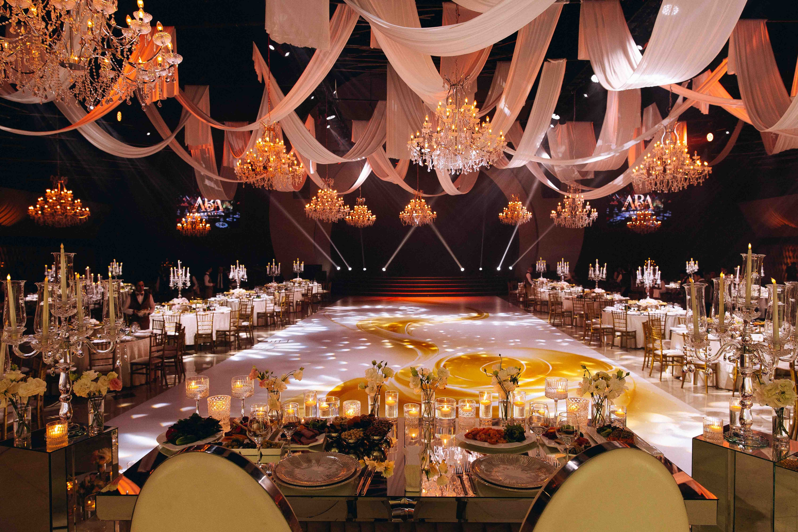 JAVID&GUMRU. Wedding&Event photographer Ismail Rzayev in Baku