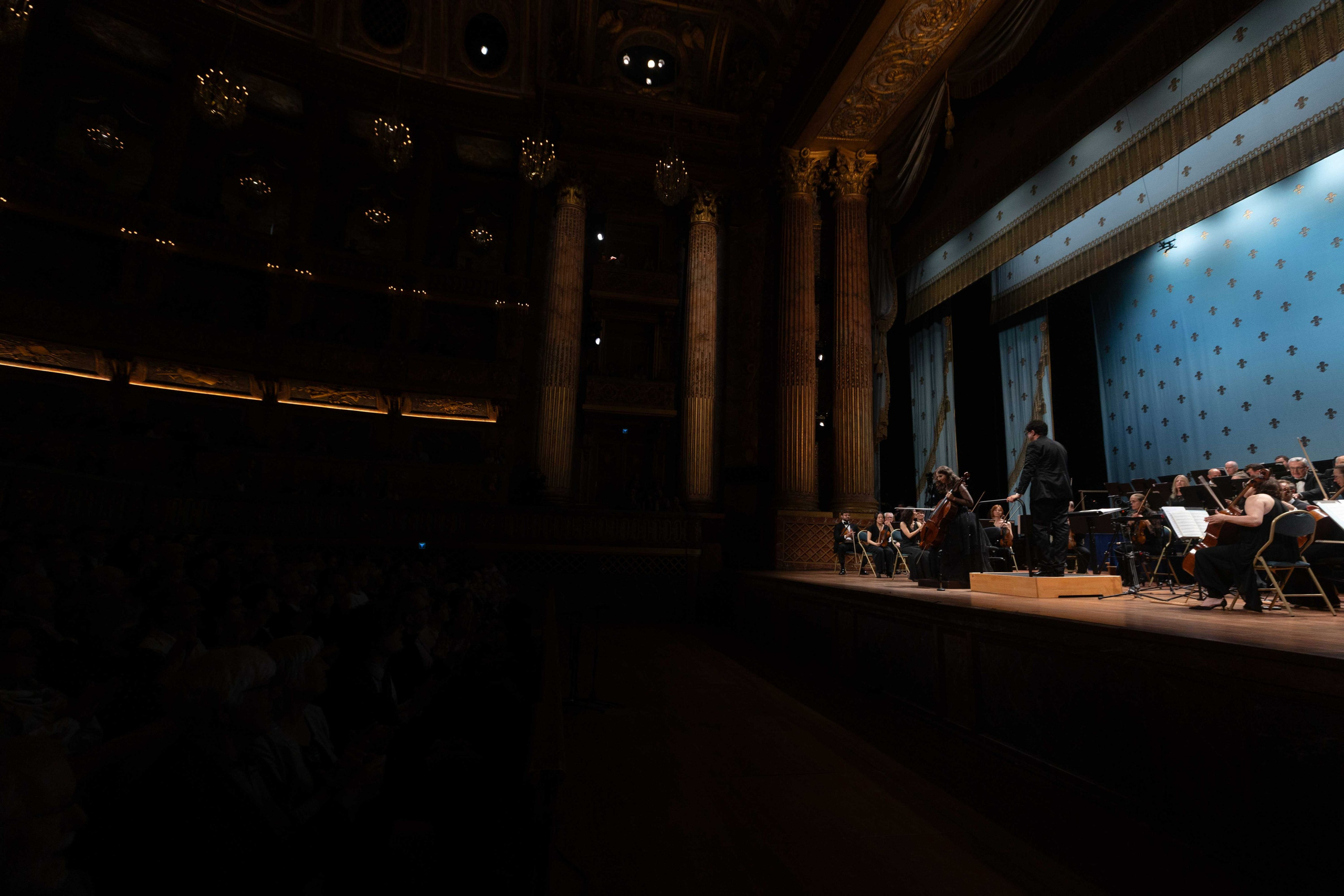 ROYAL OPERA VERSAILLES (PARIS). Wedding&Event photographer Ismail Rzayev in Baku