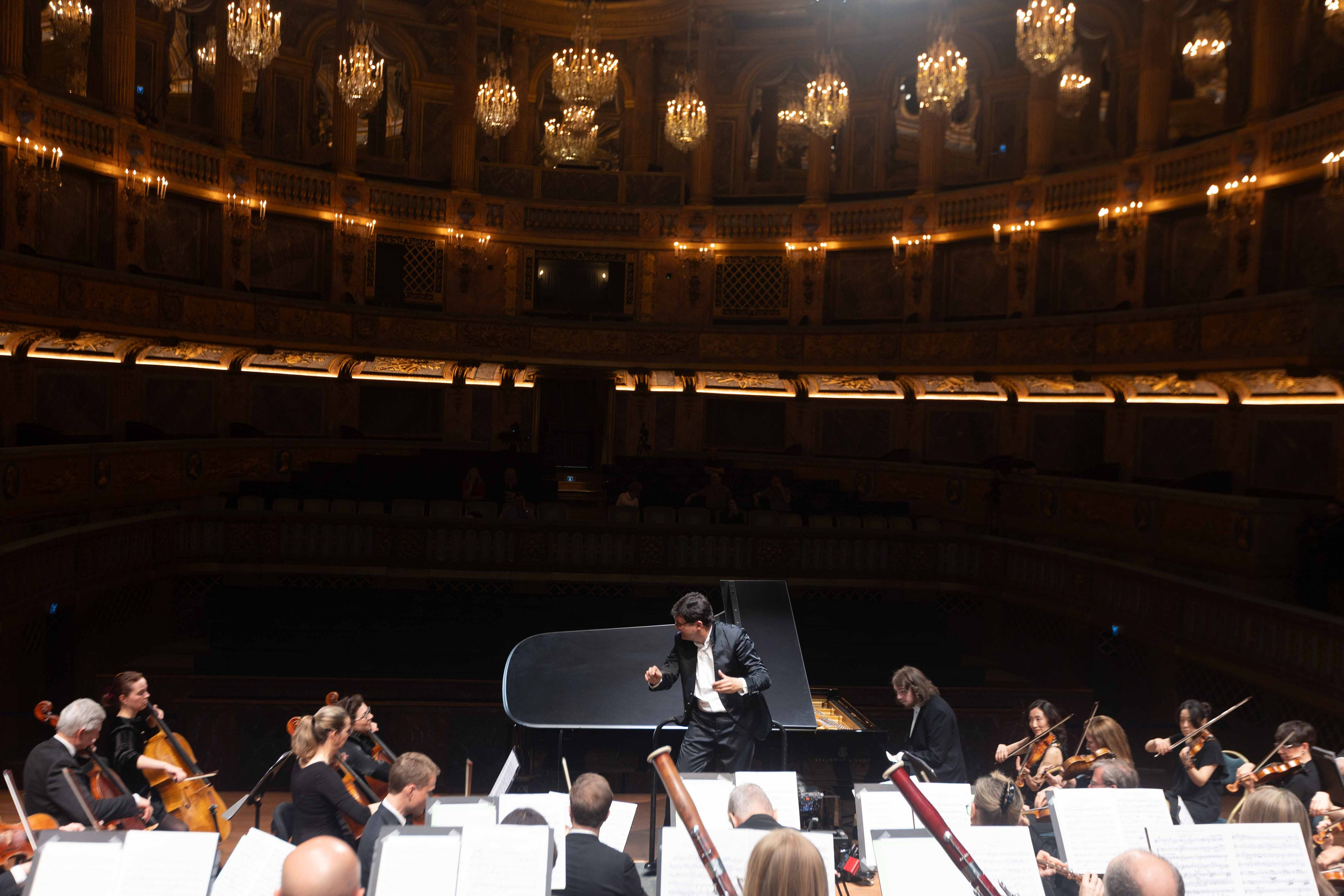 ROYAL OPERA VERSAILLES (PARIS). Wedding&Event photographer Ismail Rzayev in Baku