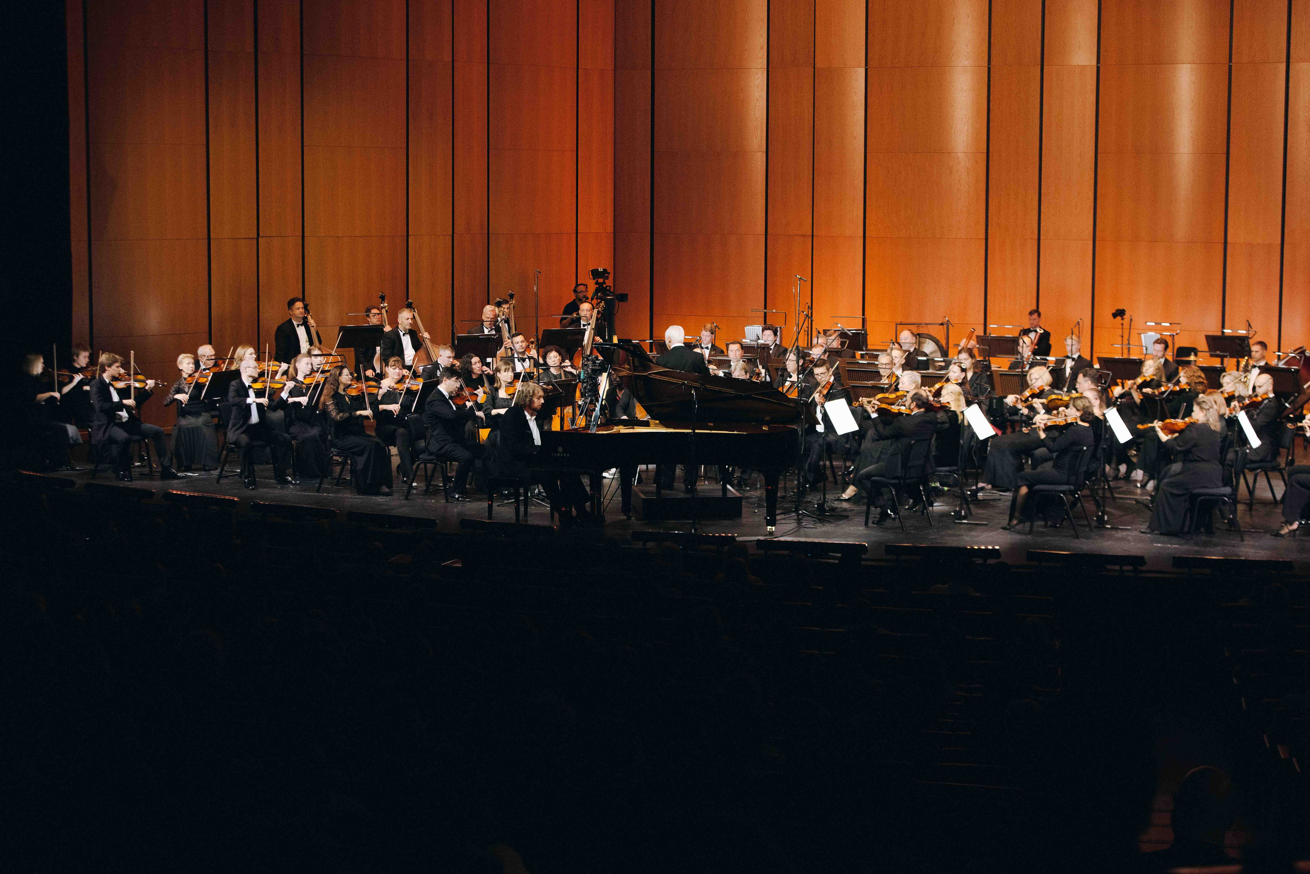DUBAI OPERA. Wedding&Event photographer Ismail Rzayev in Baku