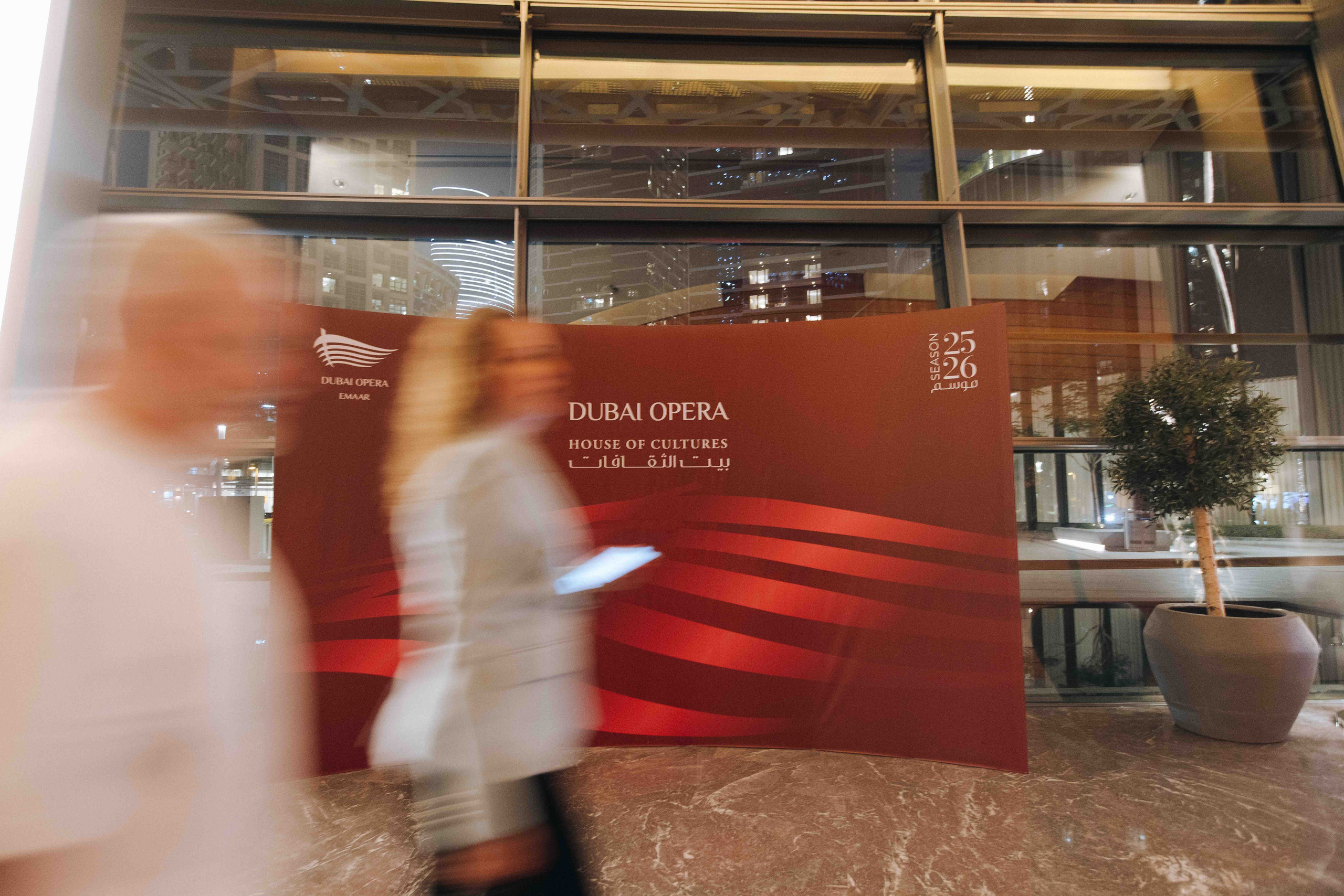 DUBAI OPERA. Wedding&Event photographer Ismail Rzayev in Baku
