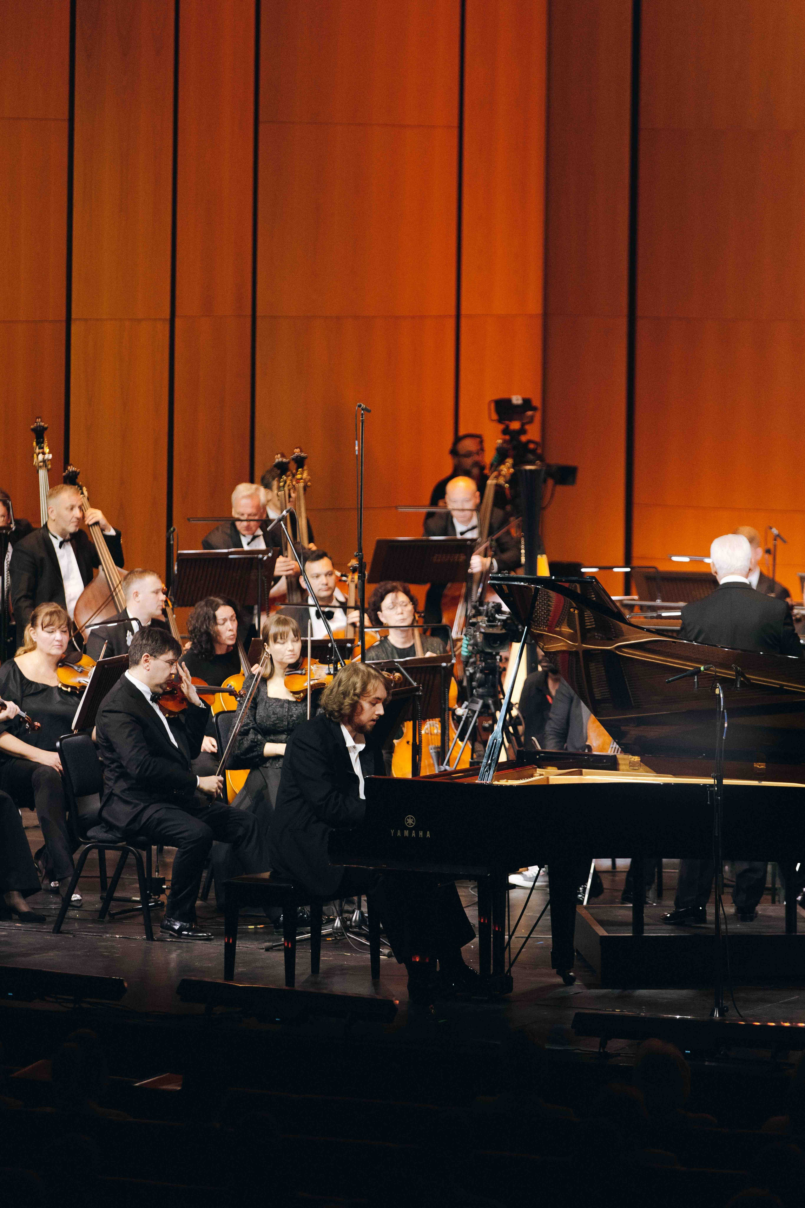 DUBAI OPERA. Wedding&Event photographer Ismail Rzayev in Baku