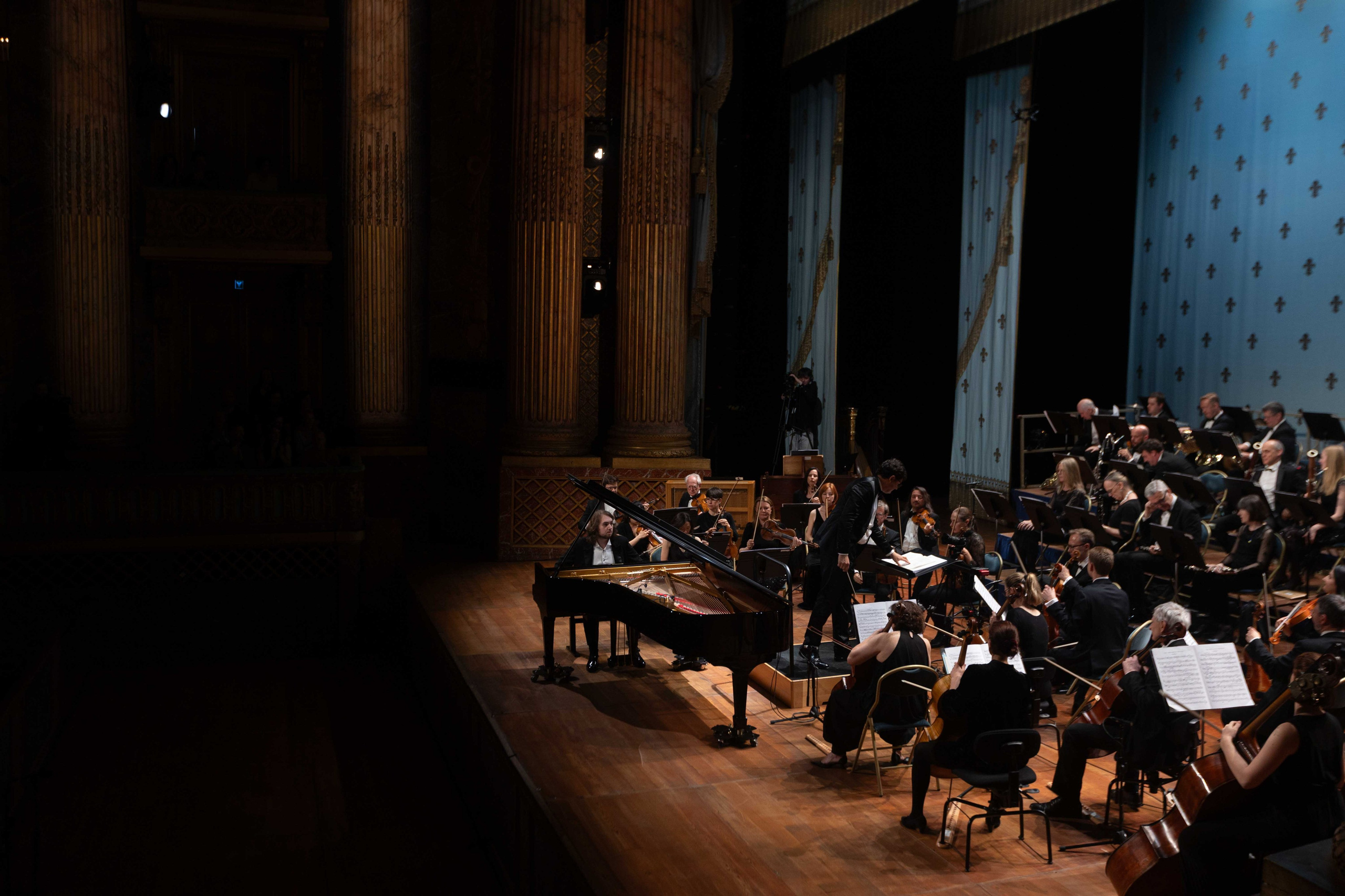 ROYAL OPERA VERSAILLES (PARIS). Wedding&Event photographer Ismail Rzayev in Baku