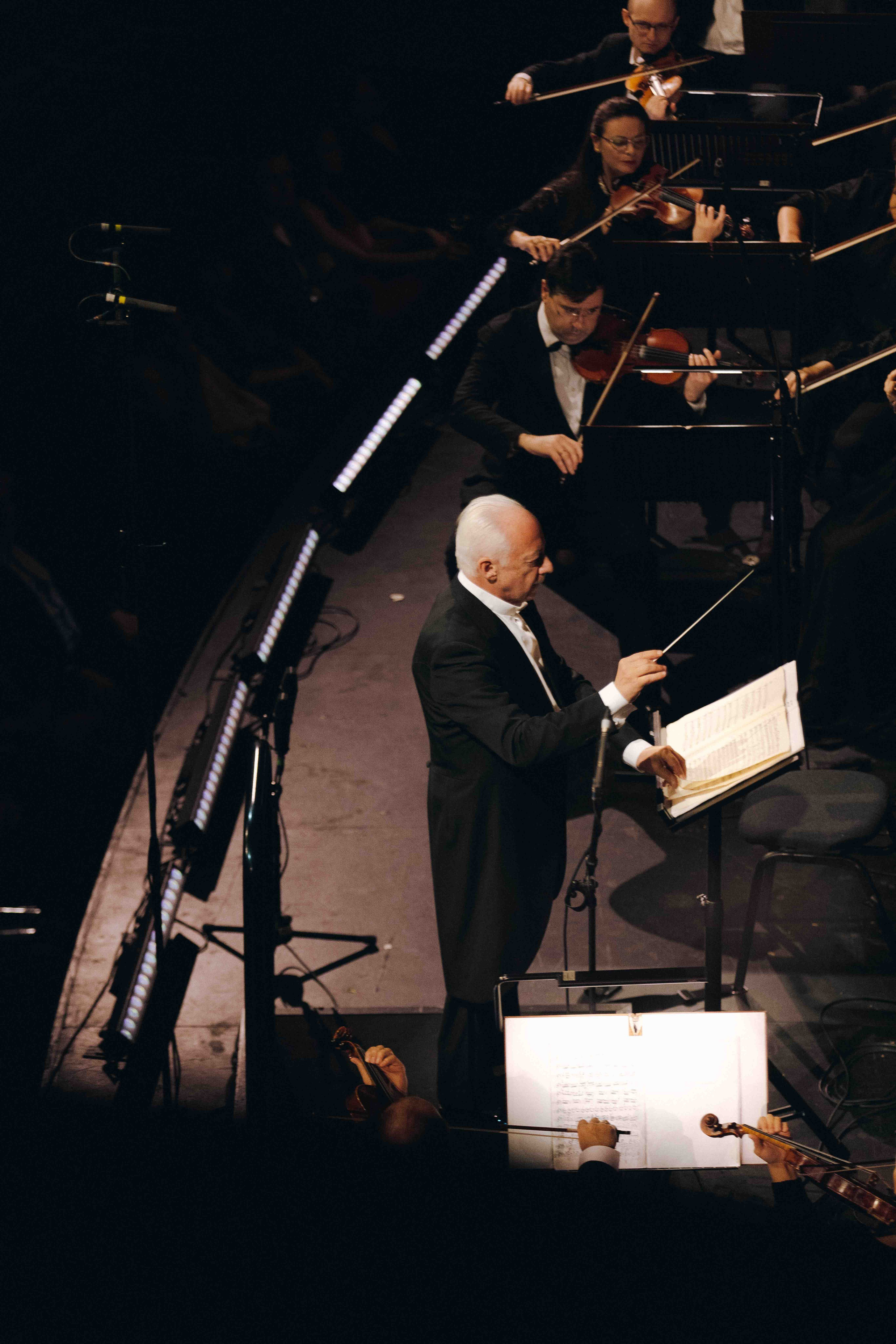 DUBAI OPERA. Wedding&Event photographer Ismail Rzayev in Baku