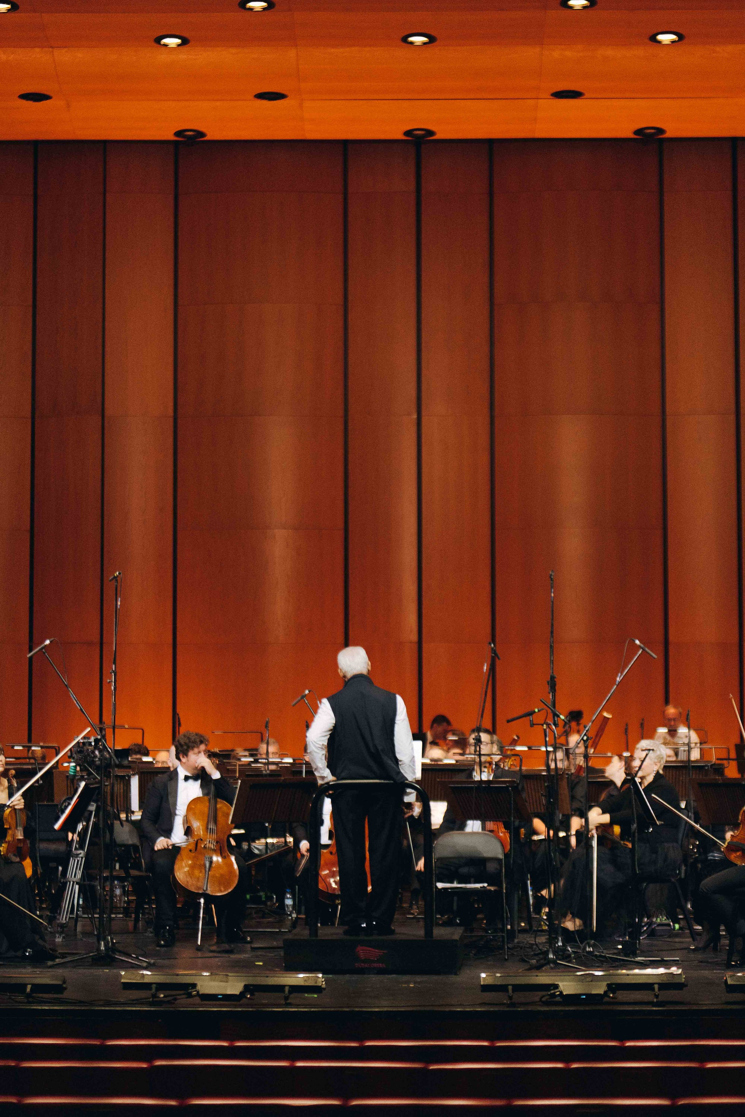DUBAI OPERA. Wedding&Event photographer Ismail Rzayev in Baku