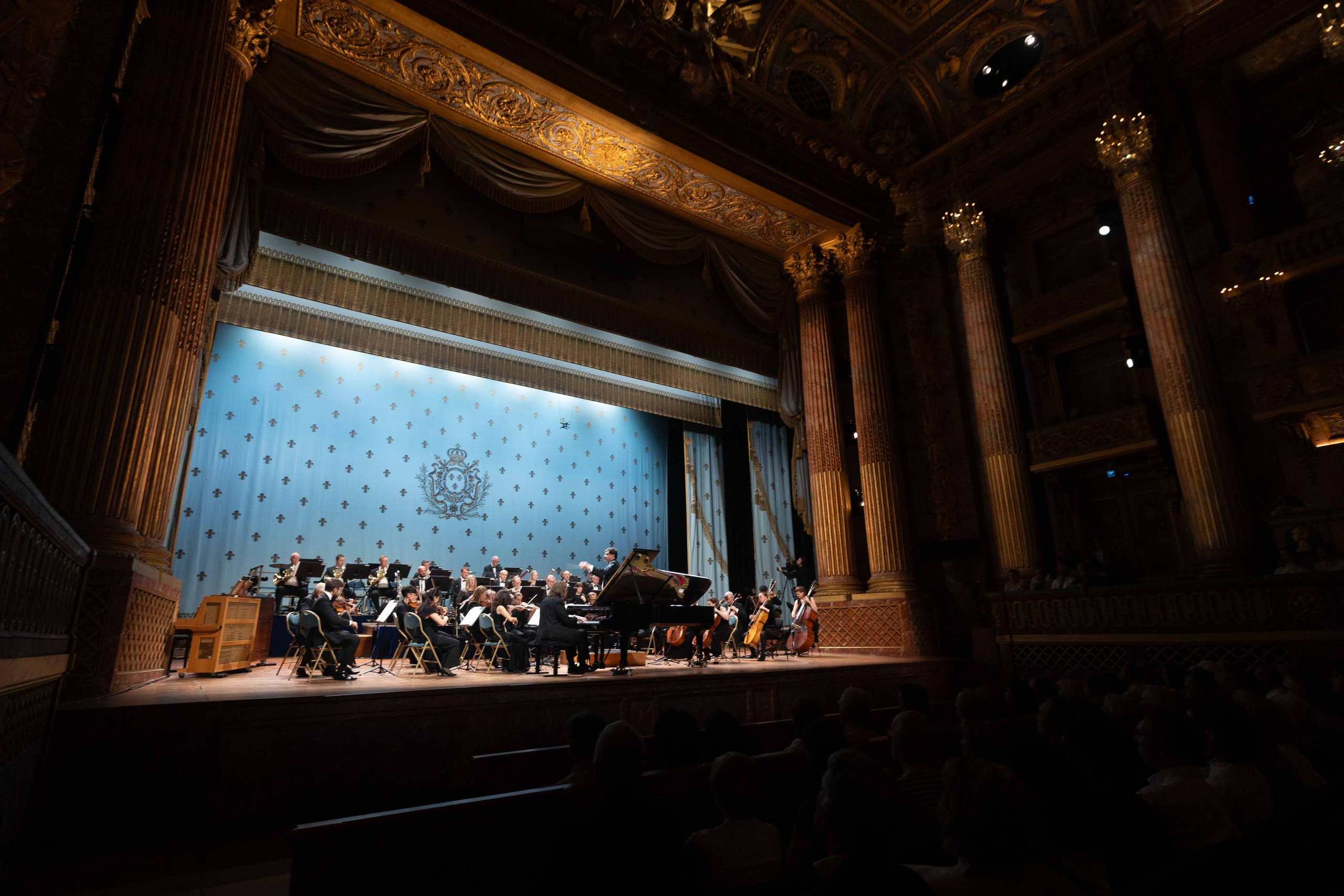 ROYAL OPERA VERSAILLES (PARIS). Wedding&Event photographer Ismail Rzayev in Baku