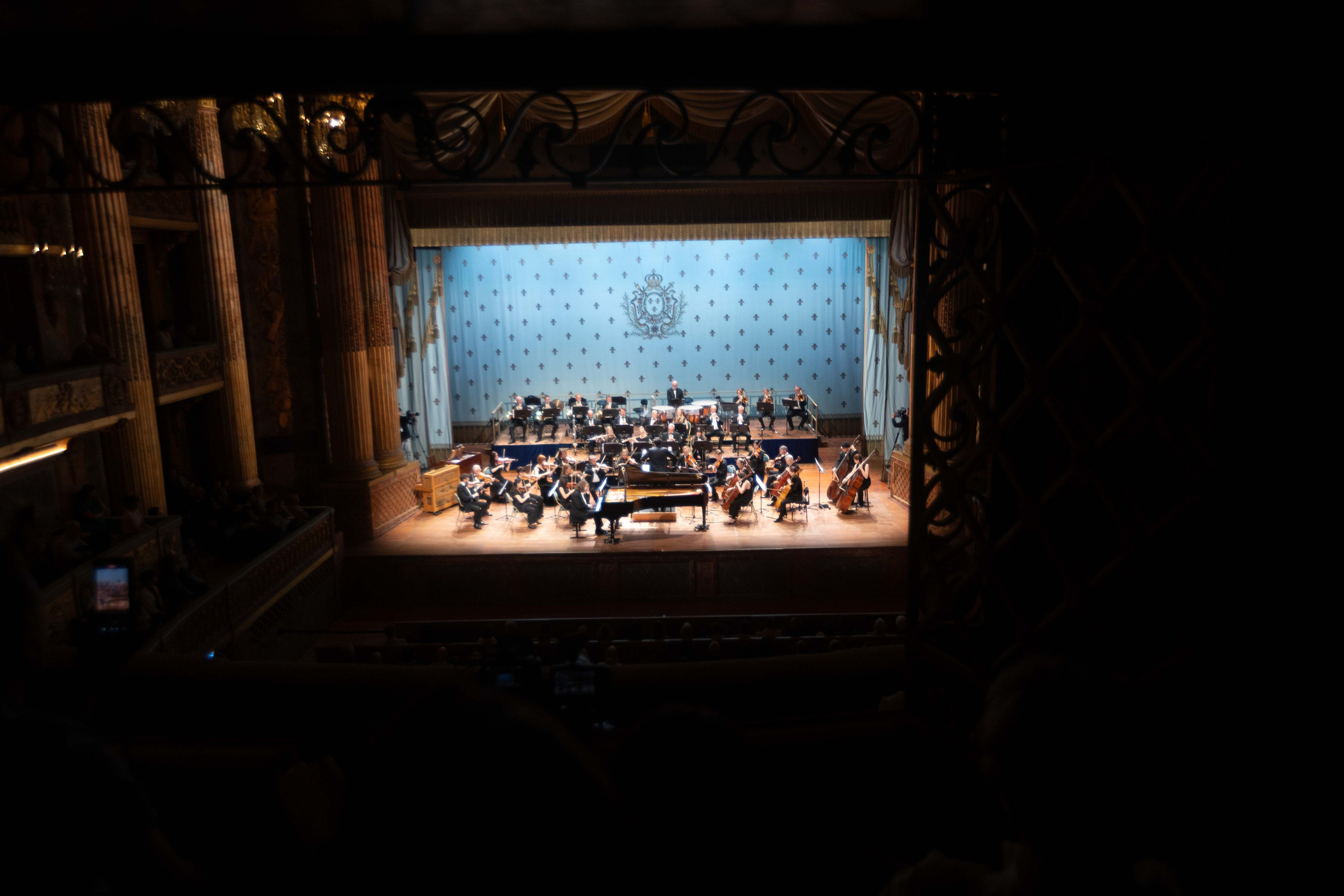 ROYAL OPERA VERSAILLES (PARIS). Wedding&Event photographer Ismail Rzayev in Baku