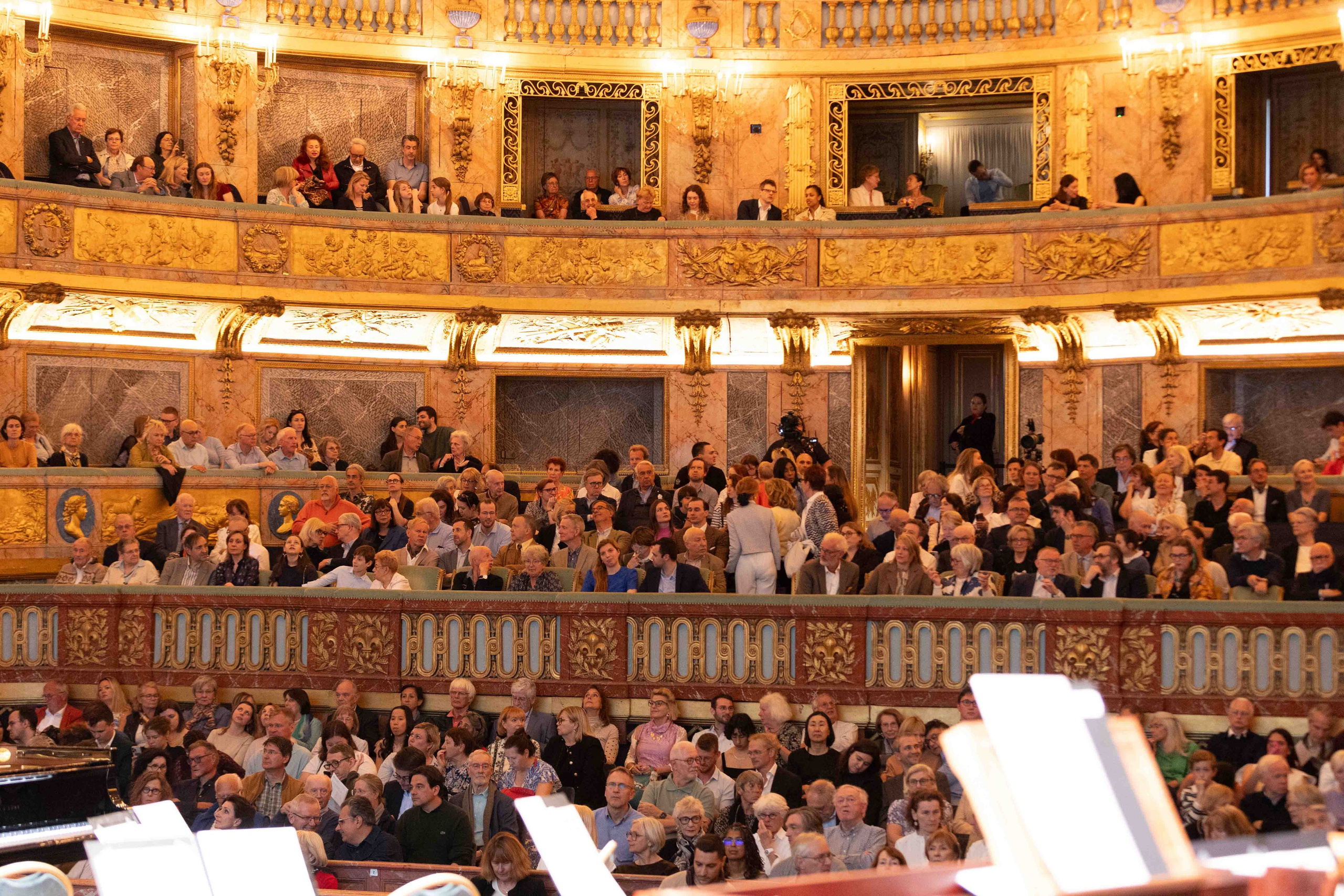 ROYAL OPERA VERSAILLES (PARIS). Wedding&Event photographer Ismail Rzayev in Baku