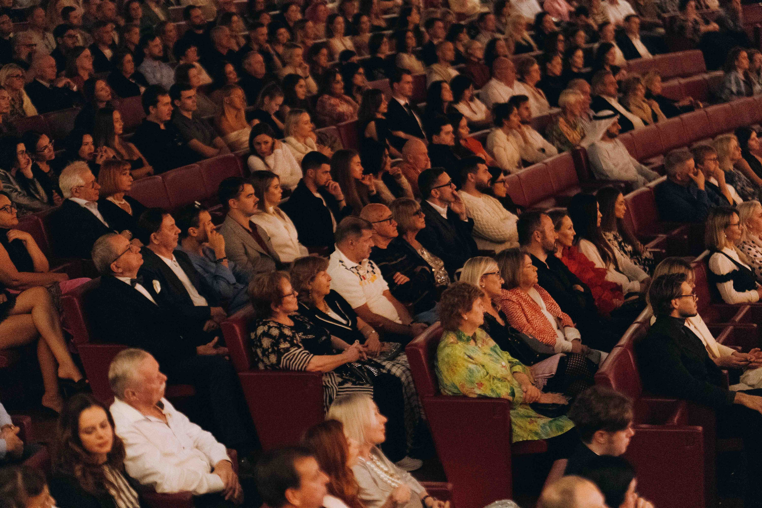 DUBAI OPERA. Wedding&Event photographer Ismail Rzayev in Baku
