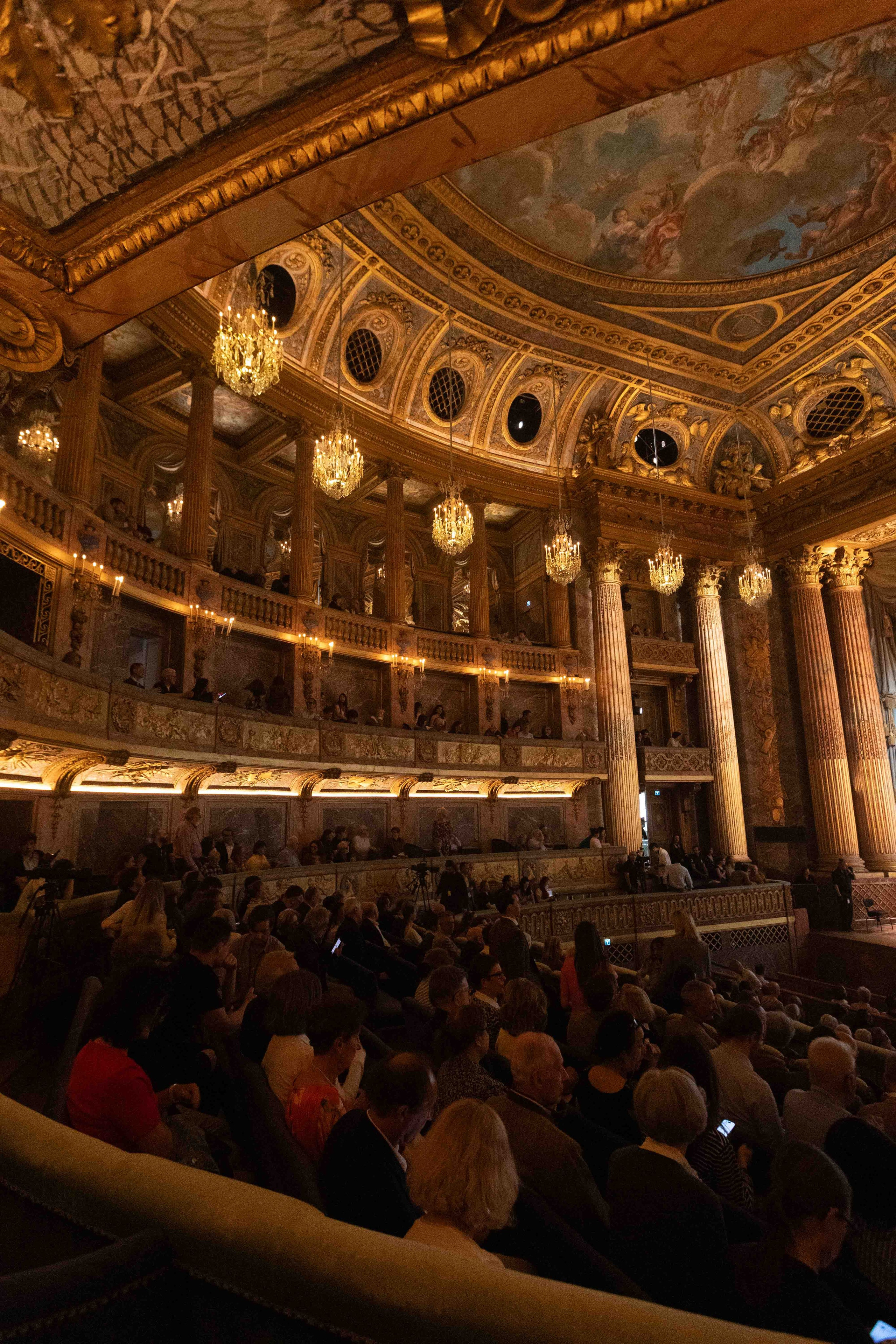 ROYAL OPERA VERSAILLES (PARIS). Wedding&Event photographer Ismail Rzayev in Baku