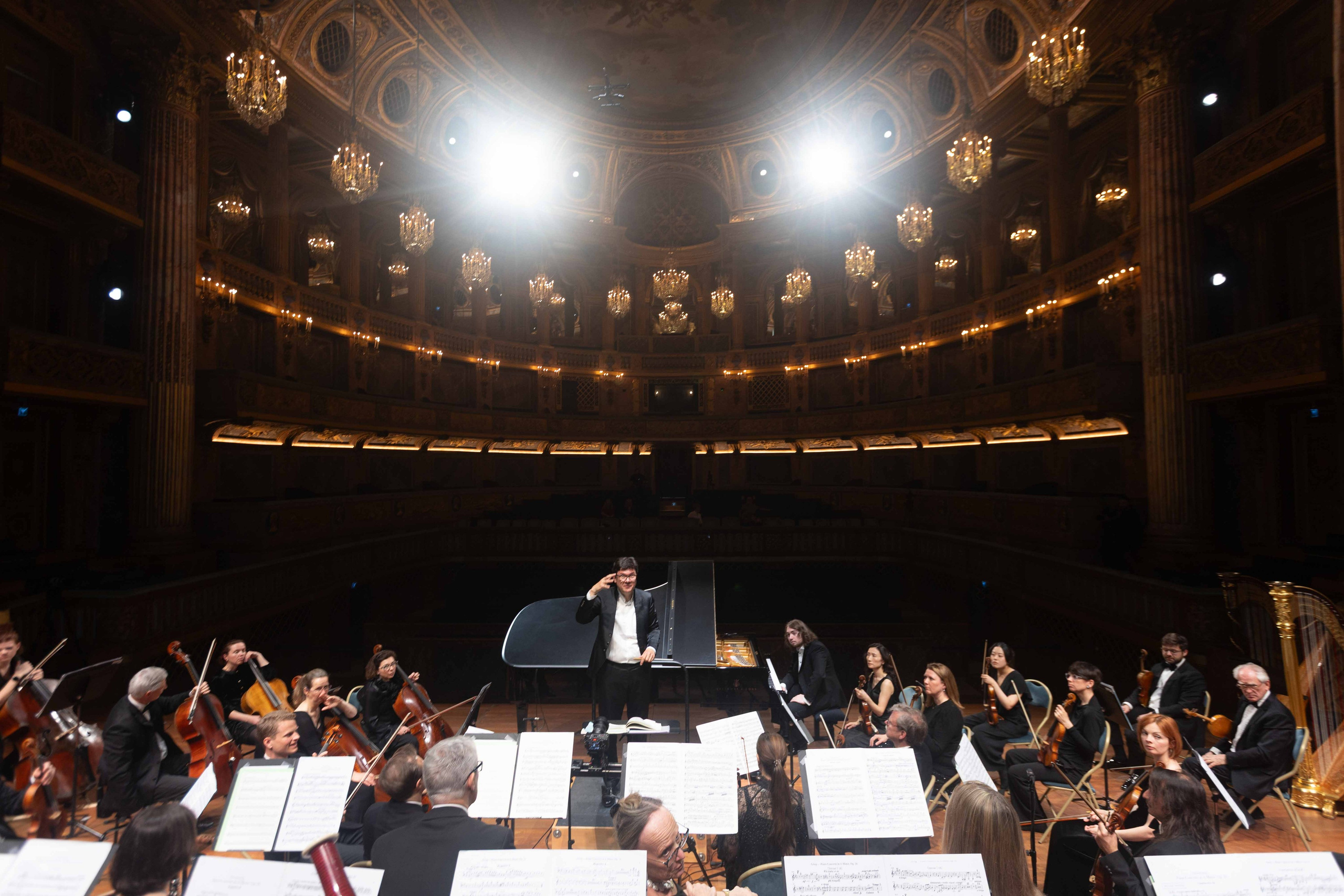 ROYAL OPERA VERSAILLES (PARIS). Wedding&Event photographer Ismail Rzayev in Baku