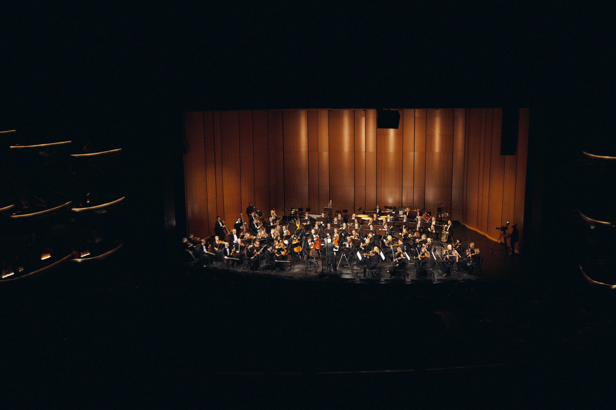 DUBAI OPERA. Wedding&Event photographer Ismail Rzayev in Baku