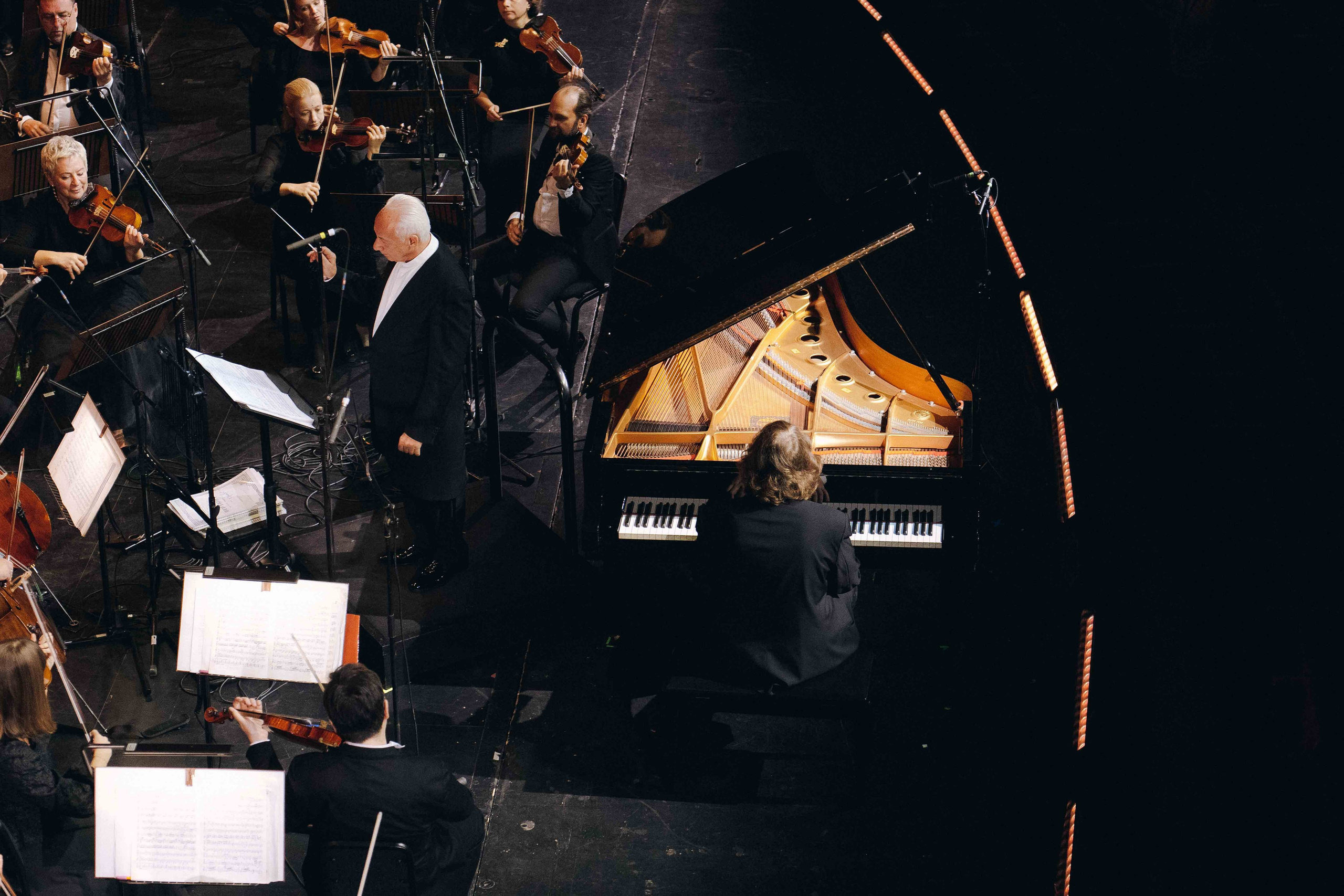 DUBAI OPERA. Wedding&Event photographer Ismail Rzayev in Baku