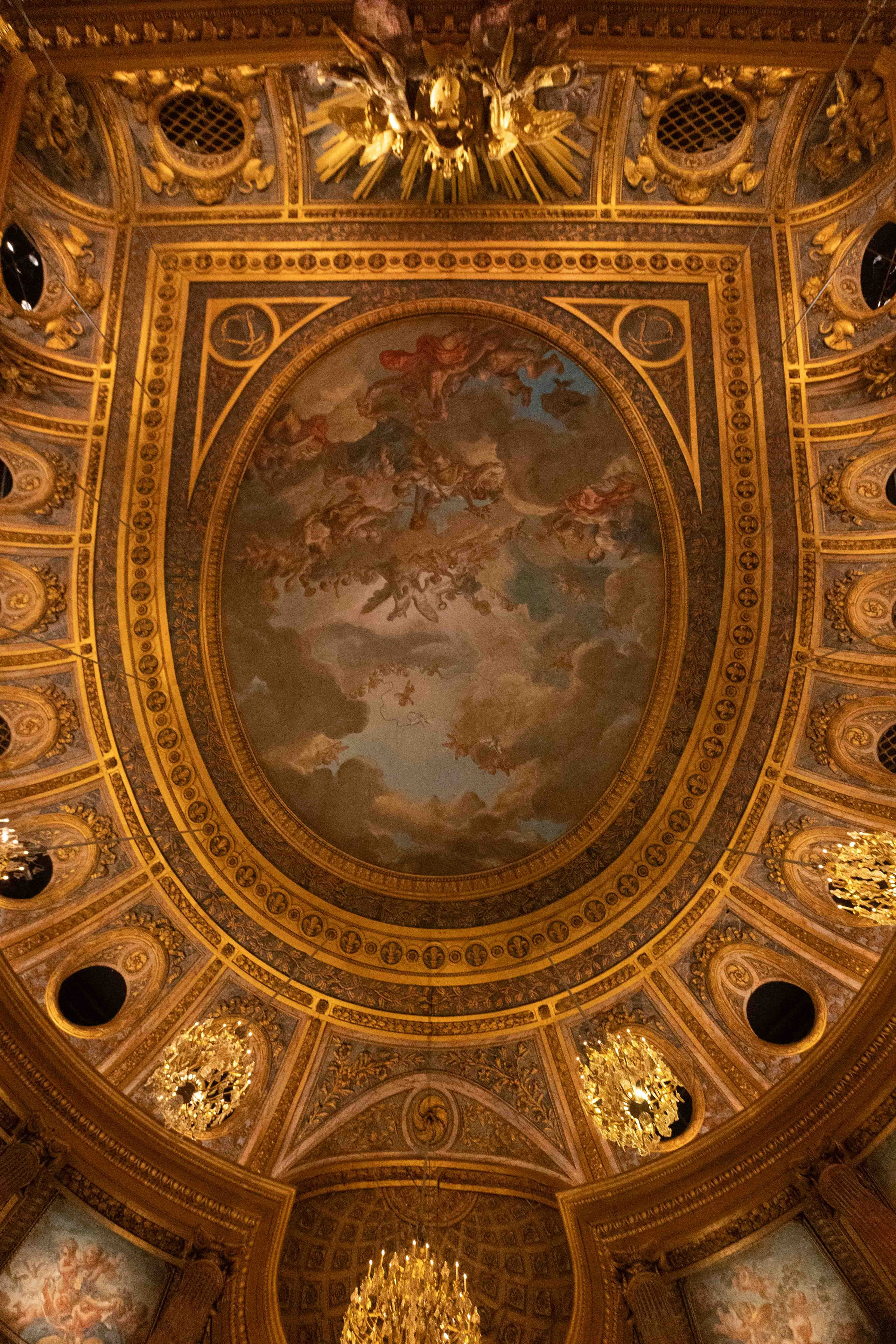 ROYAL OPERA VERSAILLES (PARIS). Wedding&Event photographer Ismail Rzayev in Baku