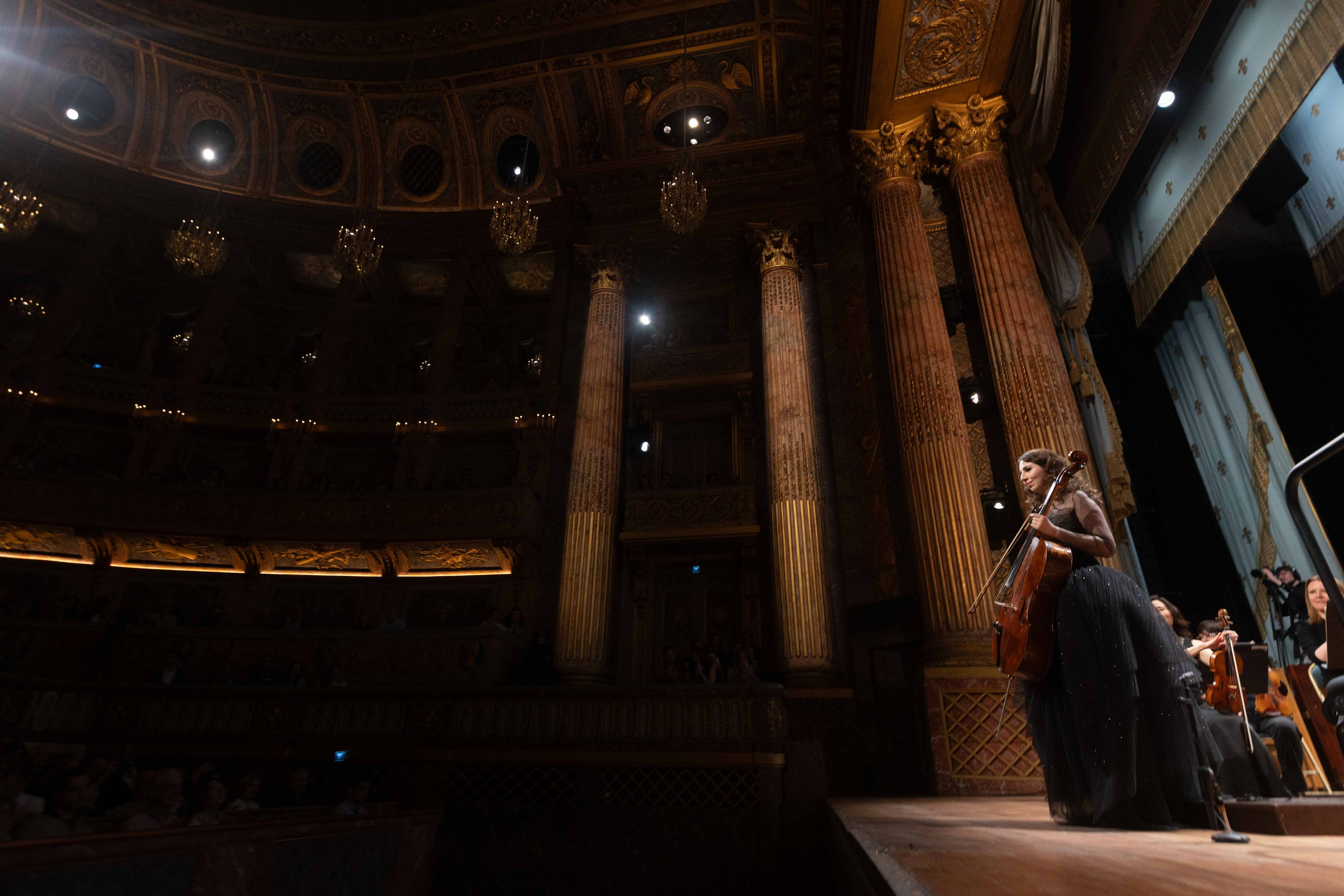ROYAL OPERA VERSAILLES (PARIS). Wedding&Event photographer Ismail Rzayev in Baku