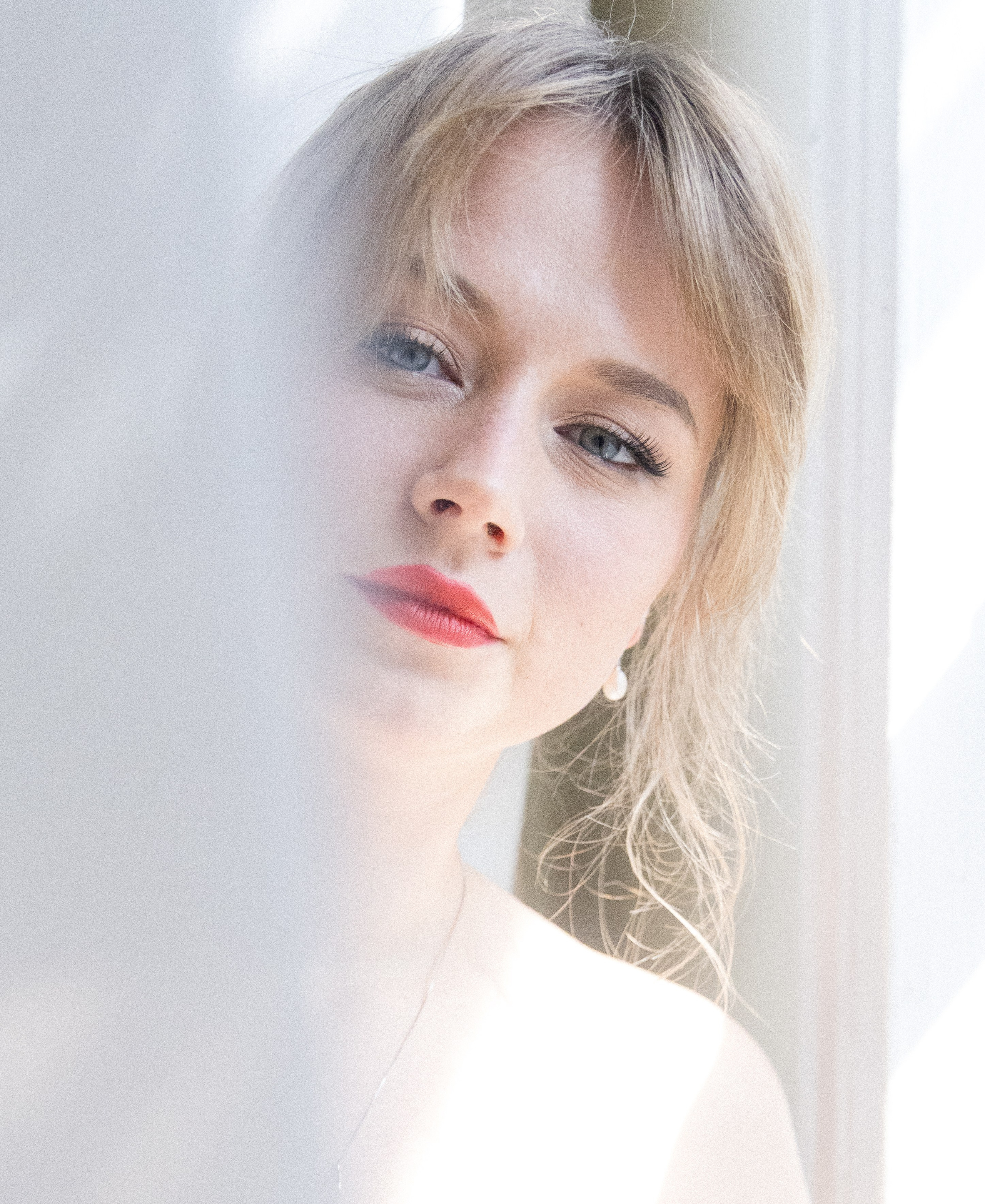 Professional photographer USA. Photoshoot. Headshoots. Portraits. Proposal. Wedding. Family. Shoots