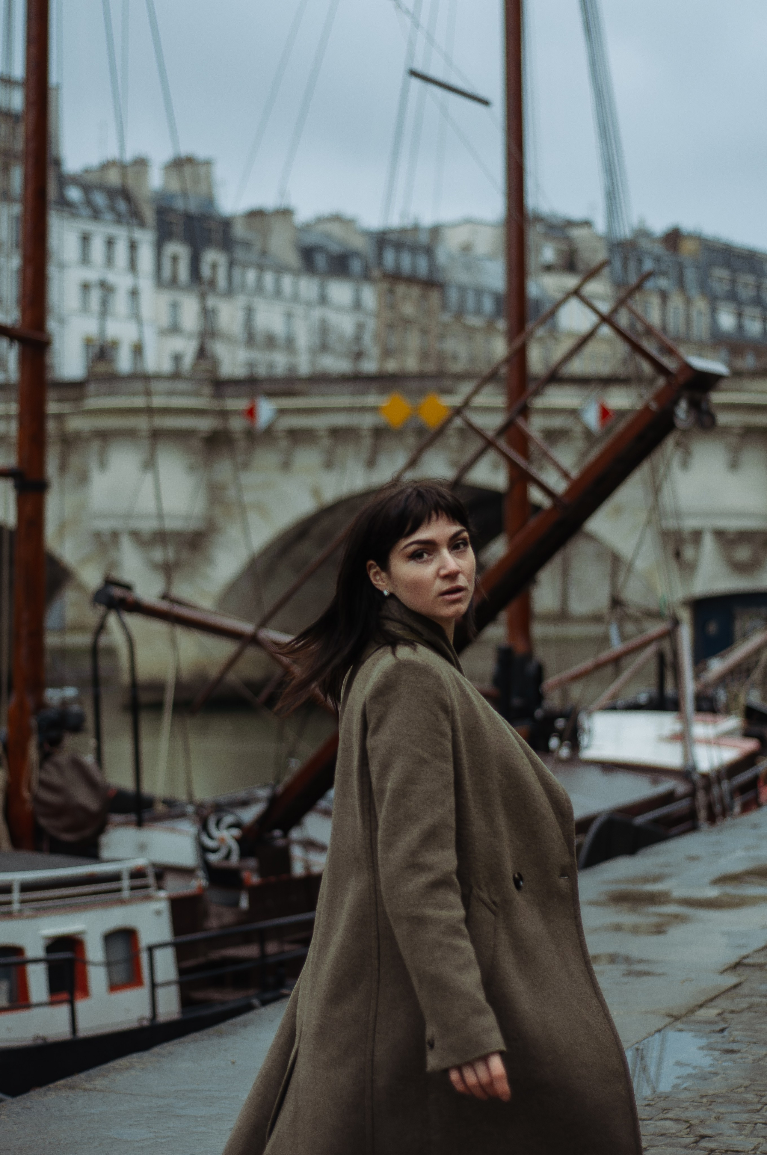 Фотосессия на острове Ситэ. Фотограф в Париже Полина Осипова