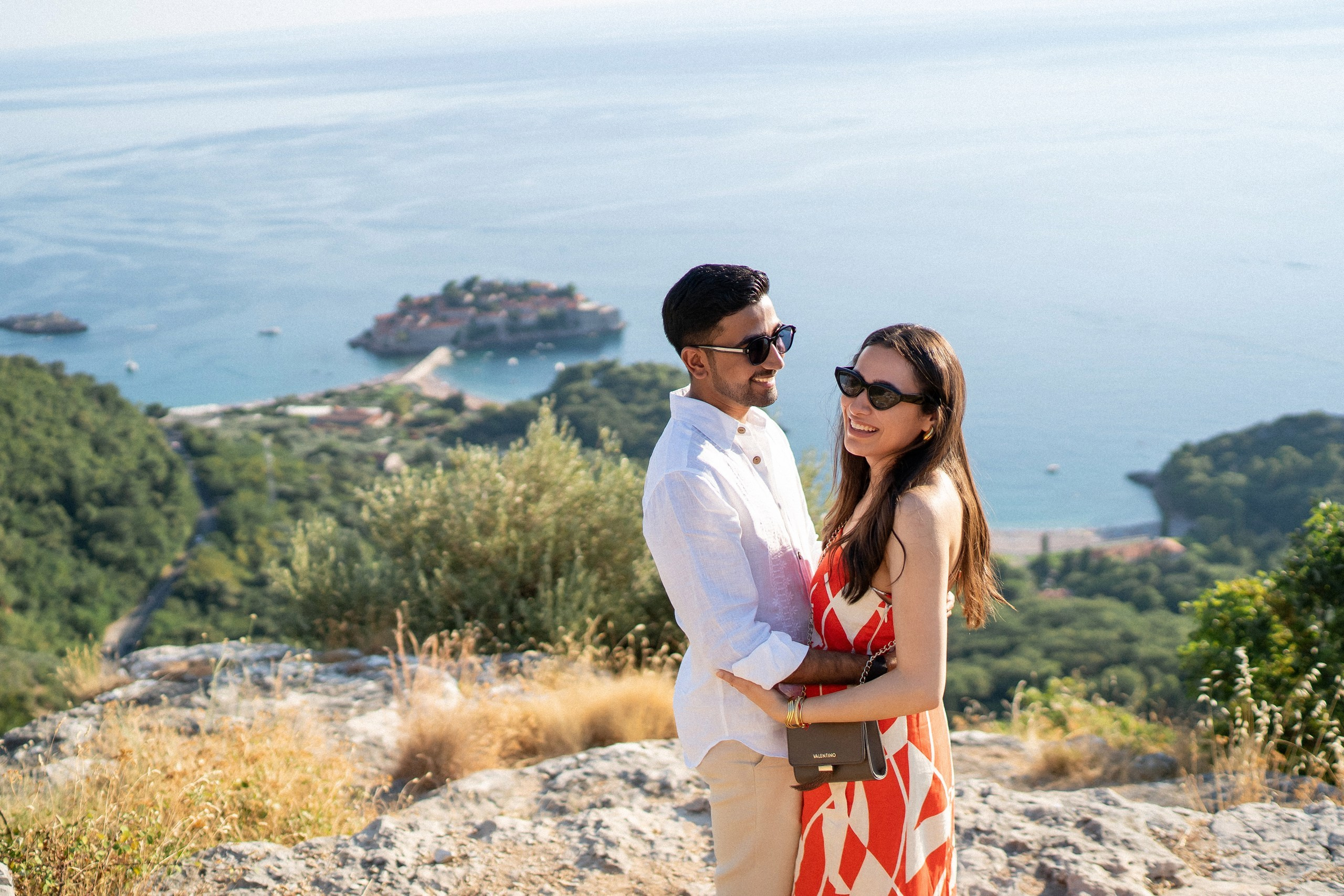 Сделайте предложение с невероятным видом в Черногории