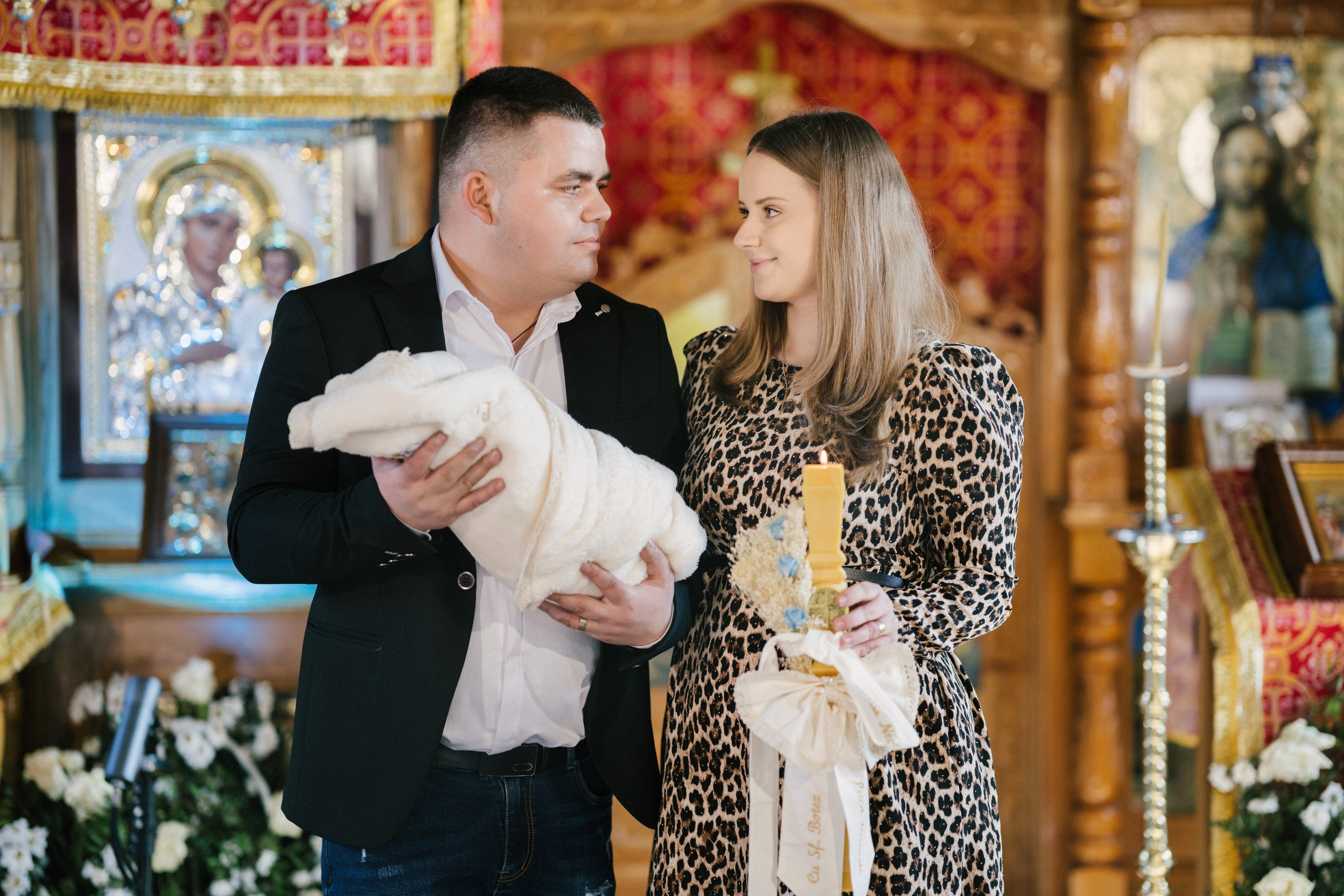 botez Luca Nectarie 22 februarie 2026 fotograf profesionist	•	fotograf botez Botoșani Luca Nectarie biserică	•	părinți Răzvan și Ramona botez copil emoții familie	•	nași Marin și Rodica botez copil fotografie profesională	•	detalii botez lumânare cristelniță biserică România	•	copil Luca Nectarie în brațe la botez moment emoționant	•	familie fericită la botez copil fotograf Alin Chirilă	•	fotografie botez naturală lumină caldă biserică	•	portret copil botez Luca Nectarie fotograf profesionist	•	momente autentice botez România familie și nași	•	slujbă botez copil imagini emoționante biserică	•	fotograf botez Iași și Botoșani Alin Chirilă - nunta--fotograf-profesionist-botosani  - fotografie-nunta-romantica - imagini-nunta-in-natura-alin-chirila-fotograf  - fotografii-cuplu-indragostit-nunta-botosani  - sedinta-foto-miri-andrei-iustina-alinofotostudio  - amintiri-din-nunta-realizate-de-fotograf-profesionist  - povestea-nuntii-andrei-si-iustina-in-imagini-alinofotostudio-fotograf evenimente- evenimente Botoșani -fotograf Suceava - fotograf Iași- servicii foto. servicii foto Botoșani. servicii foto video Botoșani. otograf-nunta-botosani-fotograf nunta. fotograf evenimente. fotograf nunta Botoșani. Alin chirila. Alin chirila fotograf. Alinofotostudio.- servicii foto. servicii foto Botoșani. servicii foto video Botoșani. fotograf nunta. fotograf evenimente. fotograf nunta Botoșani. Alin chirila. Alin chirila fotograf. Alinofotostudio.fotograf stare civilă,poze stare civilă,album foto stare civilă,servicii foto suceava,fotograf evenimente suceava,fotograf nuntă suceava,poze cununie civilă,ședință foto stare civilă,sesiune foto suceava,fotograf profesionist suceava,fotograf botosani,stare civila botosani,alinofotostudio,alin chirila fotograf.servicii foto. servicii foto Botoșani. servicii foto video Botoșani. fotograf nunta. fotograf evenimente. fotograf nunta Botoșani. Alin chirila. Alin chirila fotograf. Alinofotostudio.fotograf stare civilă,poze stare civilă,album foto stare civilă,servicii foto suceava,fotograf evenimente suceava,fotograf nuntă suceava,poze cununie civilă,ședință foto stare civilă,sesiune foto suceava,fotograf profesionist suceava,fotograf botosani,stare civila povestitor prin fotografiebotosani,alinofotostudio,alin chirila fotograf,servicii foto. servicii foto Botoșani. servicii foto video Botoșani. fotograf nunta. fotograf evenimente. fotograf nunta Botoșani. Alin chirila. Alin chirila fotograf. Alinofotostudio.fotograf stare civilă,poze stare civilă,album foto stare civilă,servicii foto suceava,fotograf evenimente suceava,fotograf nuntă suceava,poze cununie civilă,ședință foto stare civilă,sesiune foto suceava,fotograf profesionist suceava,fotograf botosani,stare civila botosani,alinofotostudio,alin chirila fotograf,cununie religioasă botoșani,andreea și neculai,capela militară botoșani,foto conacul zăicești,fotograf nuntă botoșani,fotograf cununie religioasă,foto evenimente botoșani,poze cununie capela militară,ședință foto zăicești,fotograf profesionist botoșaniMire și mireasă – Sergiu & Liliana – ziua nunții, 2024  - Emoții în ziua nunții – Sergiu și Liliana  - Dansul mirilor – fotografie artistică nuntă 2024  - Sedinta foto romantică în natură – Sergiu & Liliana  - Rochia de mireasă și detalii de nuntă elegan-Album de cununie civilă Florin și Anda – Fotografii profesionale realizate de Alin Chirilă în Botoșani -fotograf prin fotografie-Ședință foto Trash the Dress pe muntele Rarău cu Iulian și Iuliana – fotografie de cuplu, natură montană, emoție autentică surprinsă de Alin Chirilă, povestitor prin fotografie.- "Iulian și Iuliana pe crestele Rarăului – fotografie Trash the Dress în natură"  - "Cuplu îmbrățișat la apus pe muntele Rarău – ședință foto după nuntă"  - "Rochie de mireasă în vânt pe munte – Trash the Dress Rarău-1. Iulian și Iuliana pe muntele Rarău – ședință foto Trash the Dress în natură, cu peisaj montan spectaculos  2. Cuplu în îmbrățișare pe Rarău – emoție autentică surprinsă după nuntă  3. Rochie de mireasă în bătaia vântului – fotografie artistică Trash the Dress în munți  4. Mire și mireasă privind spre orizont – dragoste și libertate pe muntele Rarău  5. Iuliana zâmbind în rochia de mireasă – portret în natură, Trash the Dress  6. Iulian ținându-și mireasa de mână – ședință foto romantică pe munte  7. Detaliu cu rochia pe stâncă – estetică naturală Trash the Dress Rarău  8. Cuplu în mers pe poteca Rarăului – fotografie simbolică de după nuntă  9. Apus de soare pe Rarău în spatele mirilor – imagine de poveste Trash the Dress  10. Iulian și Iuliana râzând împreună – momente autentice surprinse de Alin Chirilă, povestitor prin fotografie-fotograf-nunta-cerbu-botosan trash-the-dress-botosani Alin Chirilă Fotograf – fotograf de nuntă Botoșani-fotograf nuntă Botoșani-fotograf nuntă Cerbu Botoșani-fotograf profesionist nuntă Botoșani-fotografie de nuntă Botoșani-fotograf evenimente Botoșani-fotograf nuntă Moldova-fotograf trash the dress Botoșani	- fotograf pregătirea mirilor Botoșani	-fotograf ceremonie religioasă nuntă-fotograf petrecere nuntă Botoșani- fotograf nuntă Botoșani pregătirea mirelui- pregătirea mirelui fotografie nuntă Cerbu Botoșani-fotograf nuntă Botoșani pregătirea miresei -mireasă pregătiri nuntă Cerbu Botoșani-fotograf nuntă Botoșani nașii mirilor-ceremonie religioasă nuntă Cerbu Botoșani-fotograf nuntă Botoșani ceremonie religioasă biserică-petrecere nuntă Cerbu Botoșani invitați dans-fotograf nuntă Botoșani petrecere restaurant-ședință foto trash the dress-fotograf trash the dress Botoșani ședință foto după nuntă-Fotograf nuntă Botoșani – galerie foto reală de la evenimente stare civilă Sebi și Claudia Copălău	•	cununie civilă Primăria Copălău Botoșani	•	miri emoționați la starea civilă	•	semnarea actelor cununie civilă	•	fotografii naturale stare civilă Botoșani	•	familie și prieteni la cununie civilă	•	cadre emoționale cununie civilă	•	fotograf profesionist Botoșani eveniment stare civilă Sebi și Claudia la Primăria Copălău Botoșani fotograf evenimente	•	fotograf cununie civilă Copălău Botoșani cadre naturale și emoționale	•	fotograf profesionist Botoșani stare civilă Sebi și Claudia	•	momente autentice cununie civilă Copălău fotograf Alin Chirilă	•	fotografii emoționale stare civilă în județul Botoșani