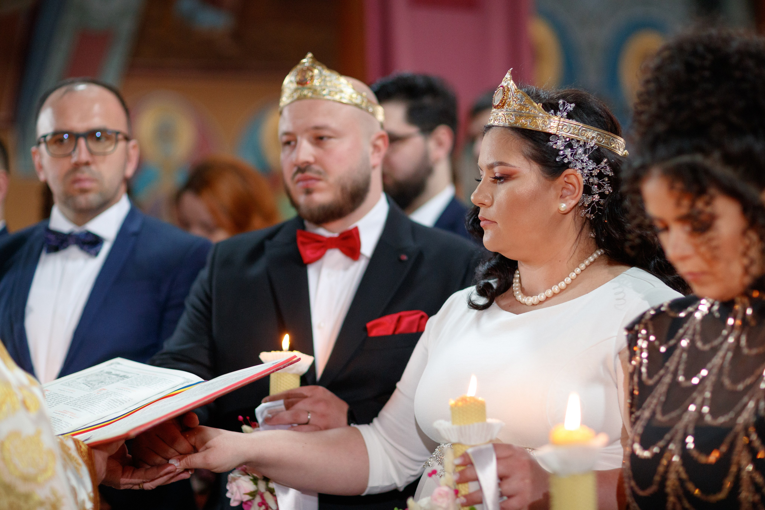 Andreea & Radu — simplu, autentic, al lor. Rares Bucur is a professional wedding photographer based in Cluj-Napoca, Romania, specializing in wedding photography