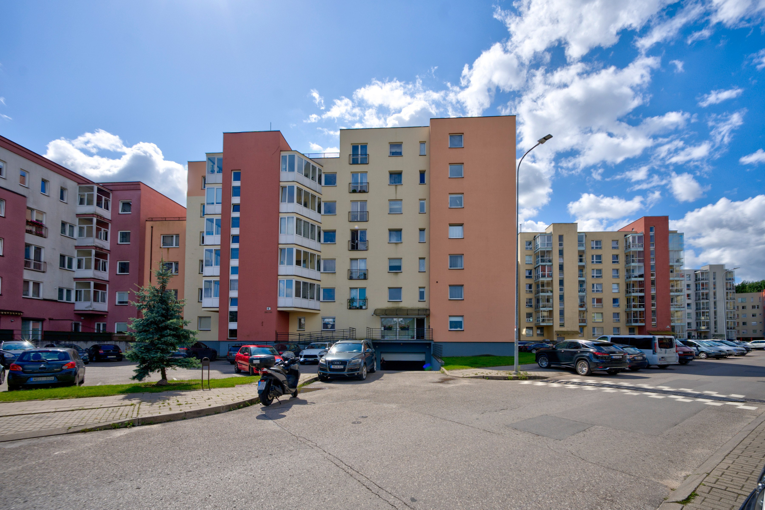 Jonažolių g. 4. Elina Sapiega fotografė Vilniuje