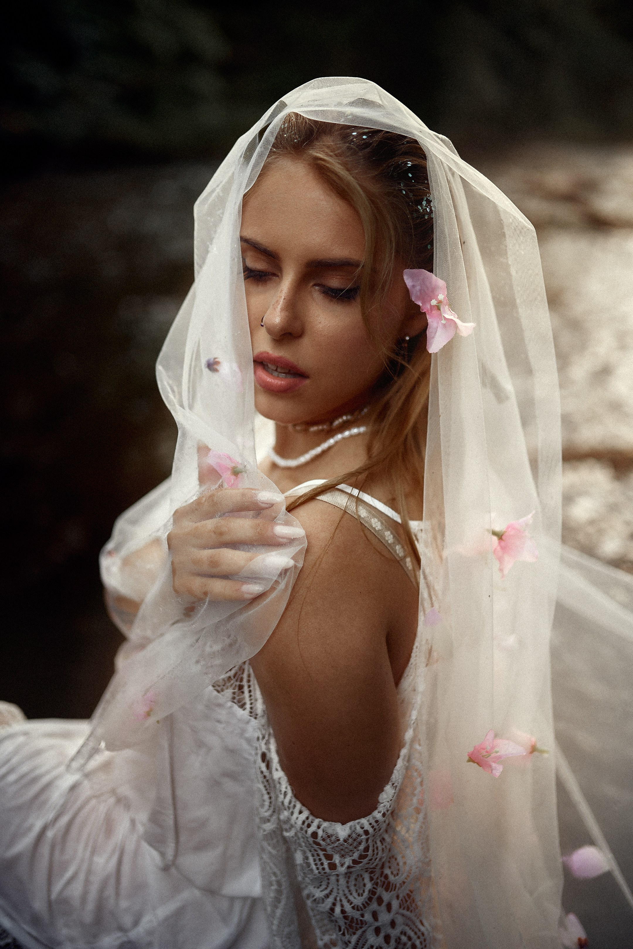 PORTFOLO. Profesionalus fotografas Vilniuje. Asmeninės ir šeimos fotosesijos, vestuvių, krikštynų bei renginių fotografavimas, produktų fotografija