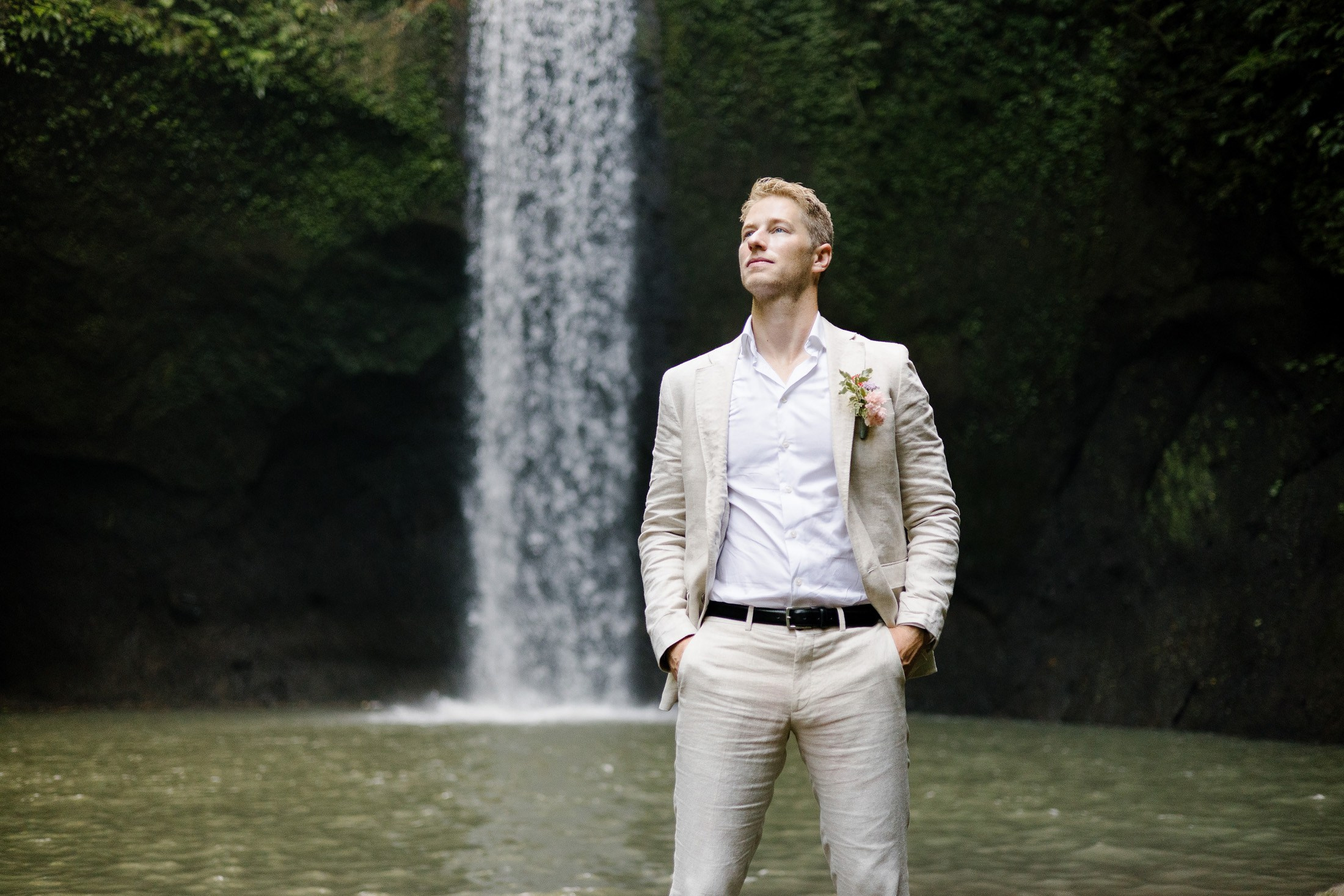 Waterfall wedding. Get.it.feel — Aesthetic Photography and Videography