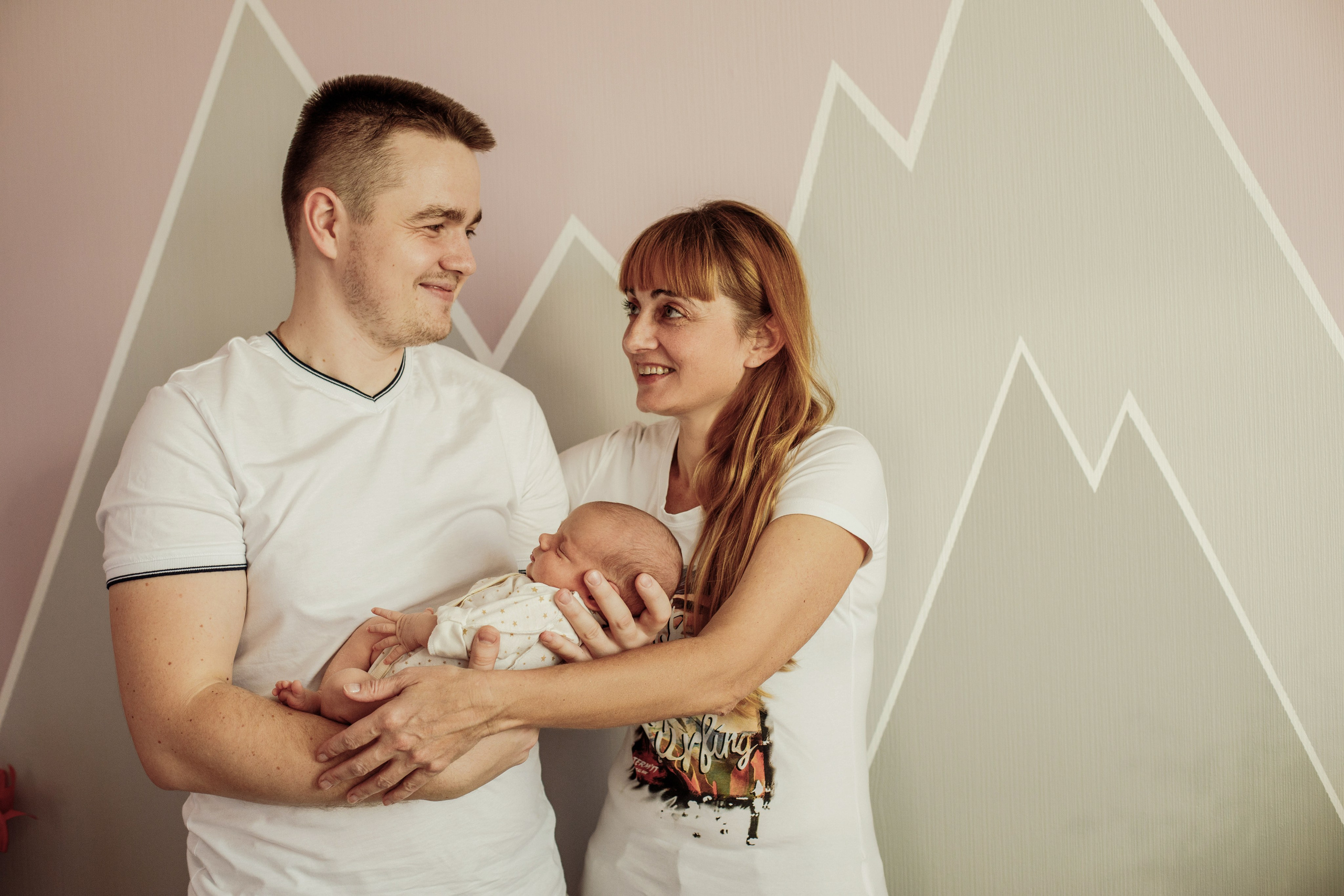 Home Newborn Photography – Candid & Intimate Moments. Alisa Tant — Family and newborn photographer Bucks County, Montgomery county, Philadelphia, NJ