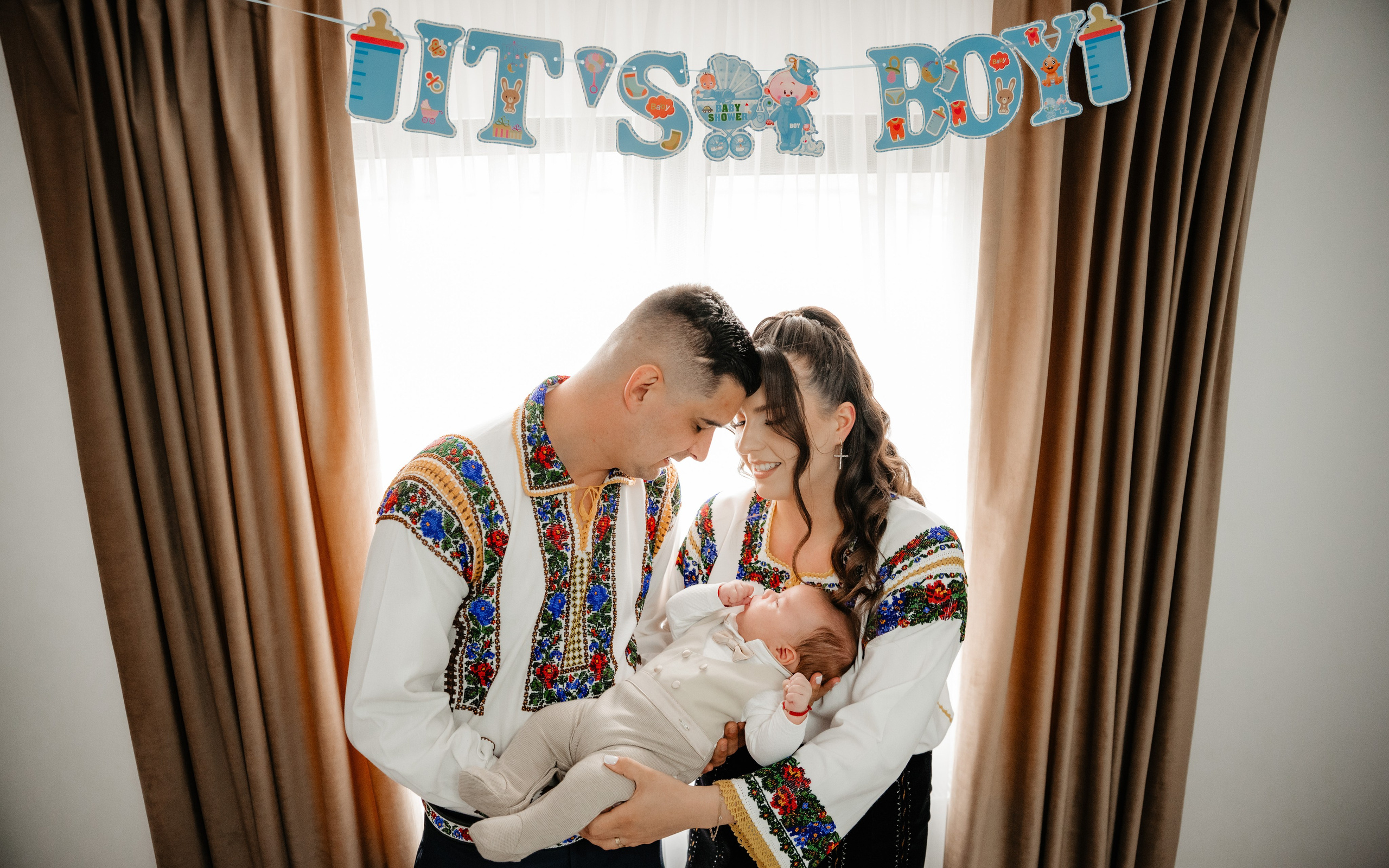 🤎 T i m o t e i  I o a n  - Taina Botezului. Wedding & Family Photographer