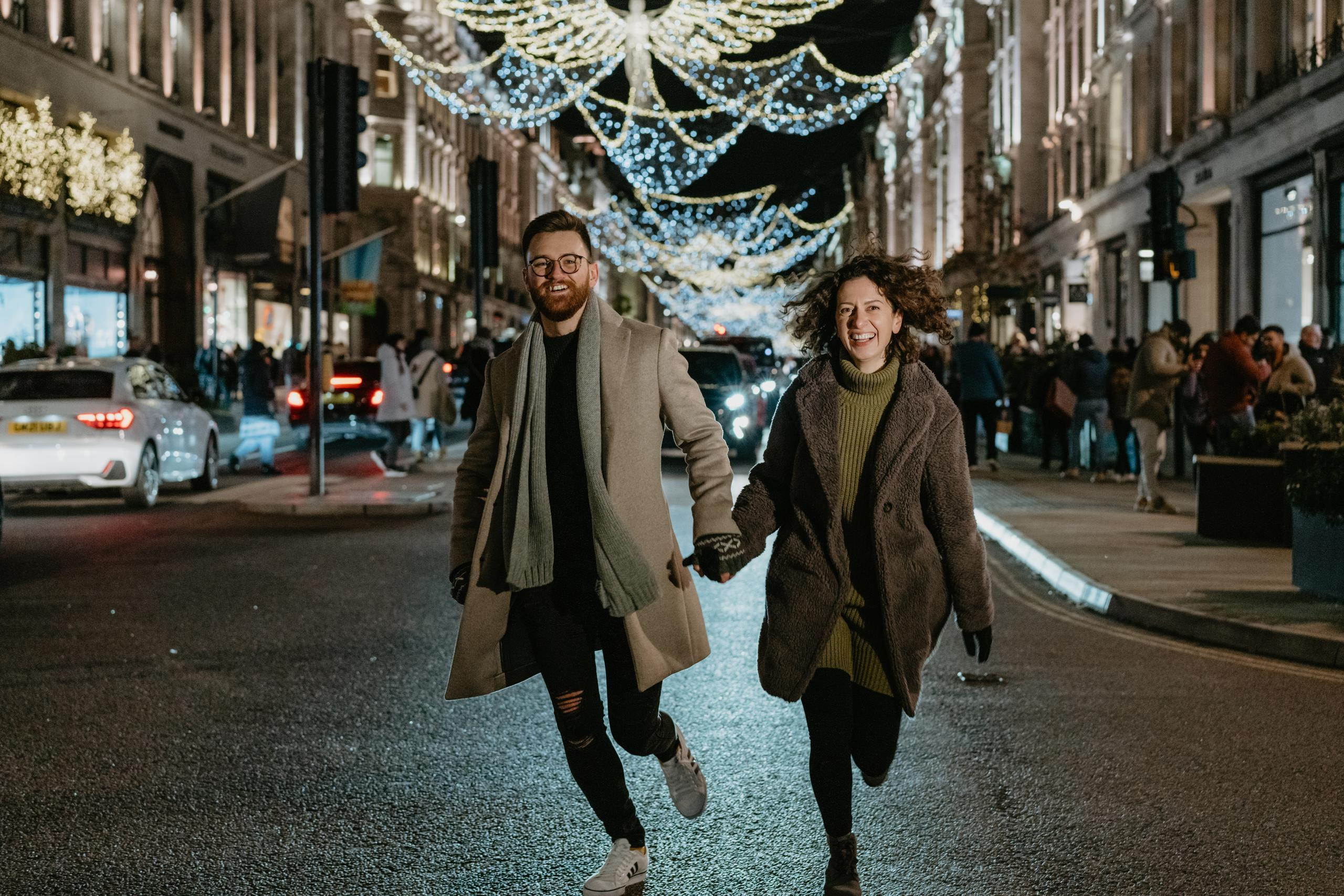 Warm Christmas engagement session in Central London. London portrait and family photographer