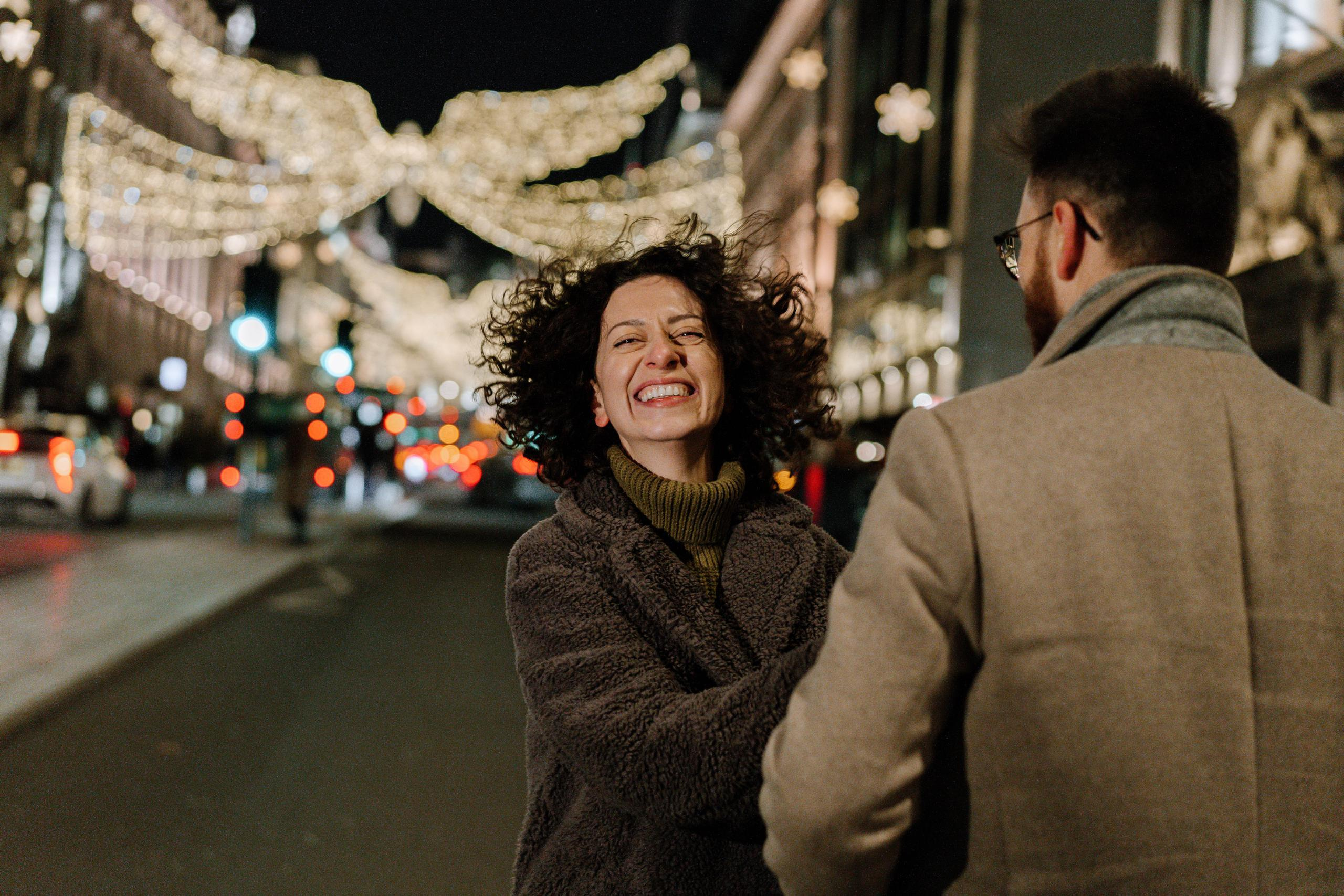 Warm Christmas engagement session in Central London. London portrait and family photographer