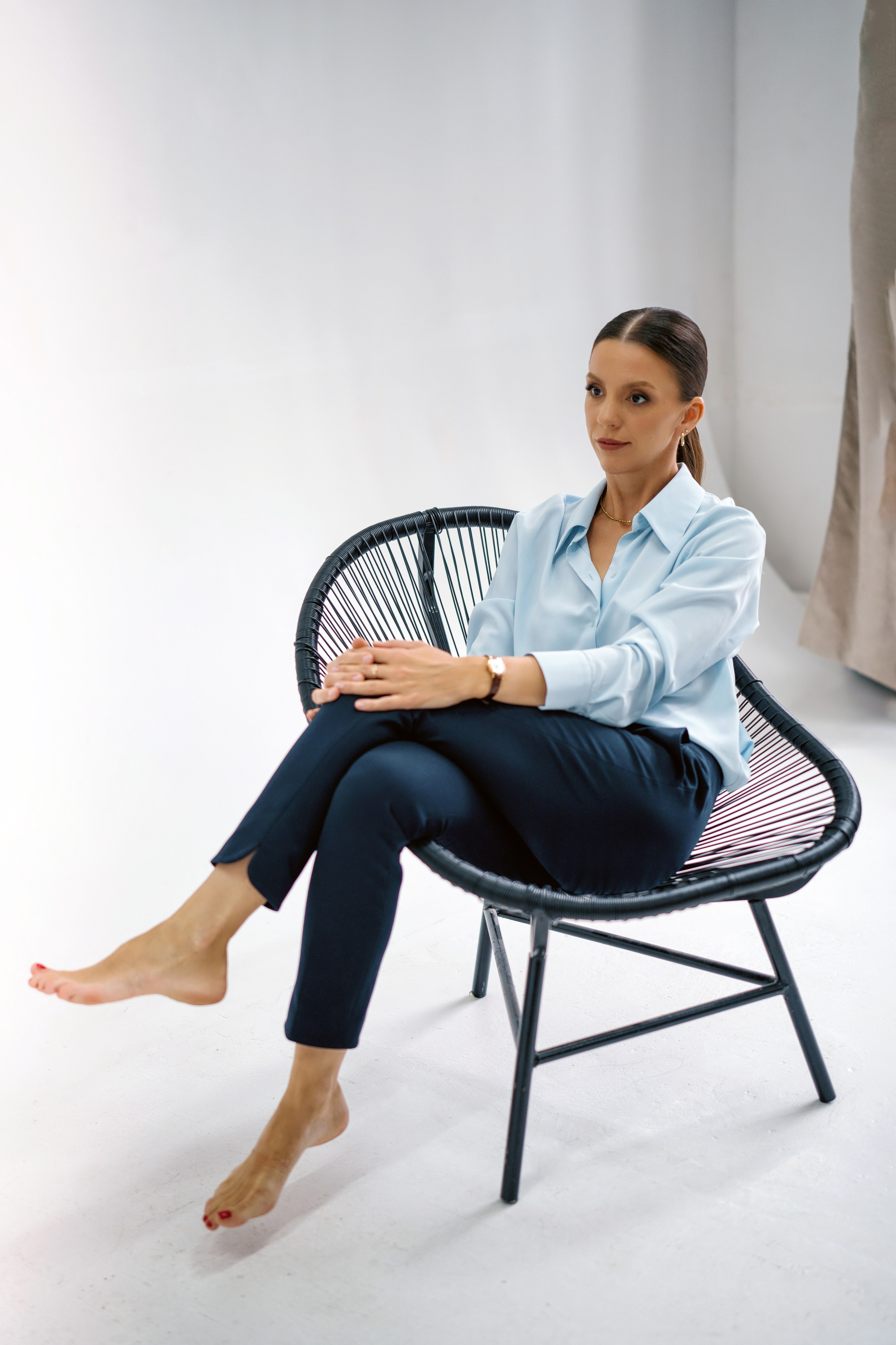 Personal Photoshoot in Abu Dhabi — Portraits That Reflect You. Mariia Safronova is your photographer in Abu Dhabi and Dubai