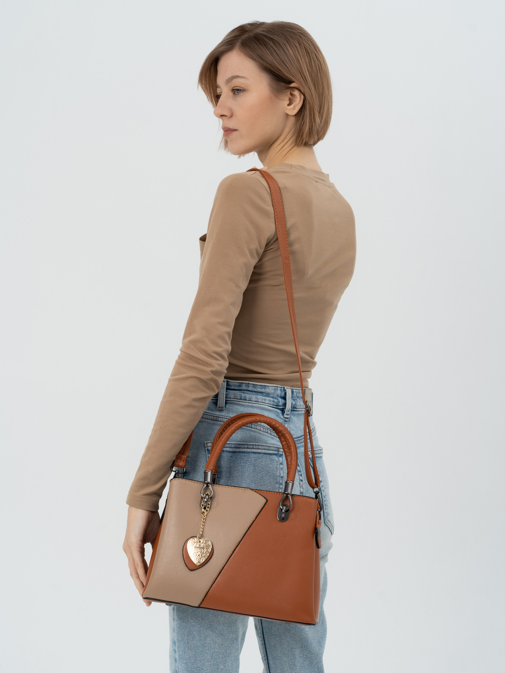 LOOK BOOK. Photo / Vídeo ZARAGOZA