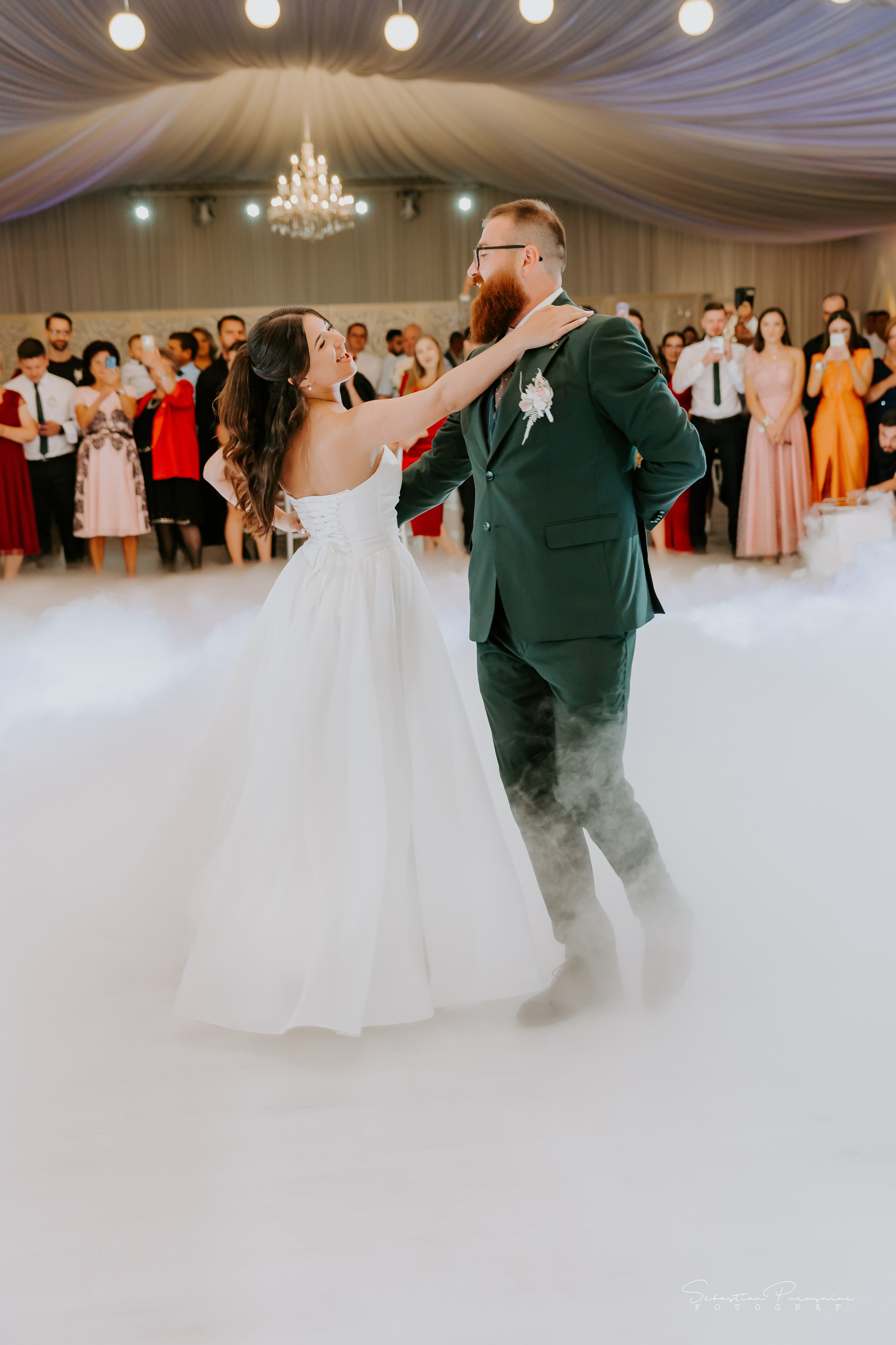 Andreea & Mădălin. Sebastian Purusniuc Fotograf - Iasi